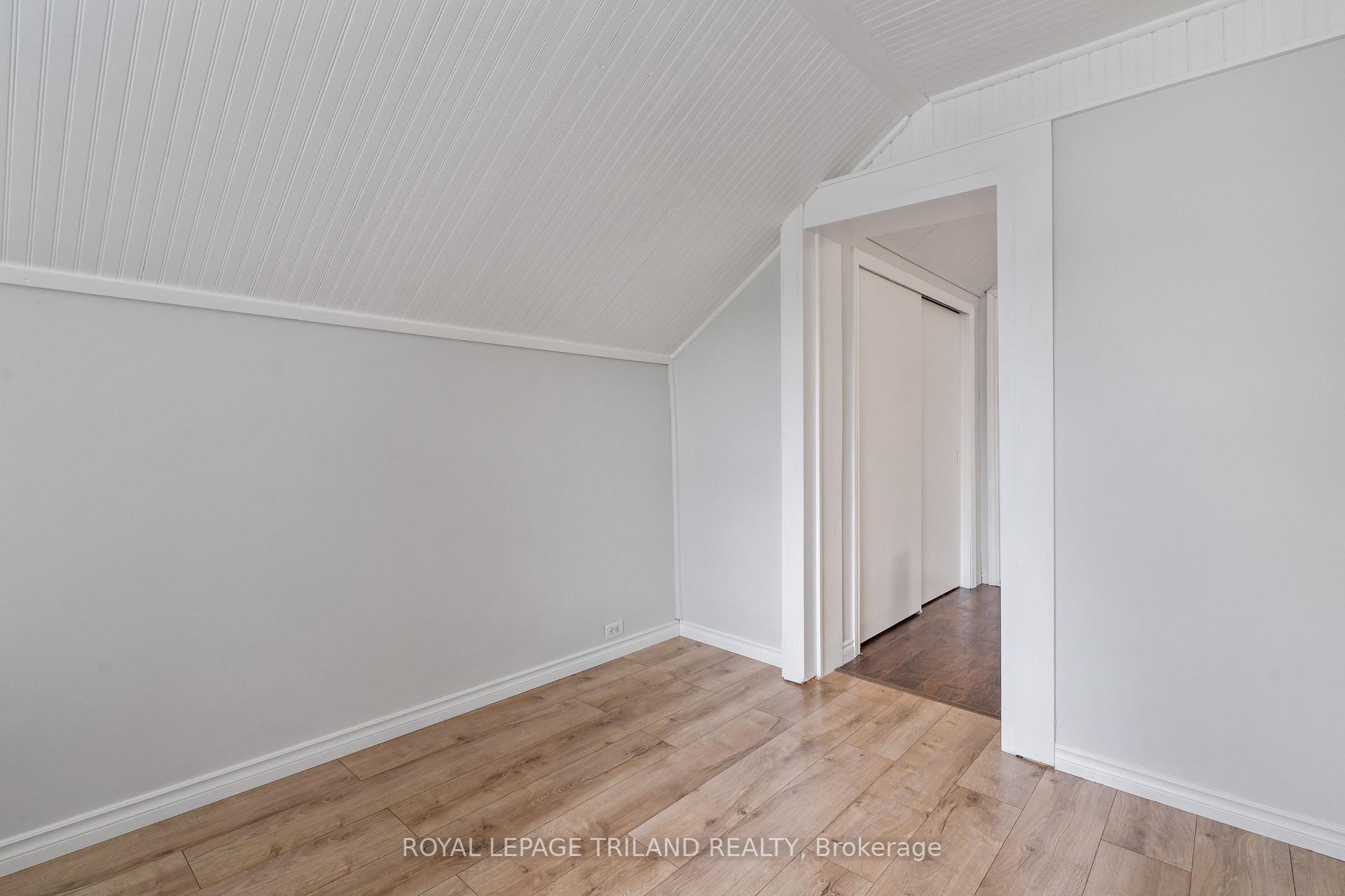 Photo 35 of 191 Catherine Street, North Middlesex, Parkhill — HOMEH