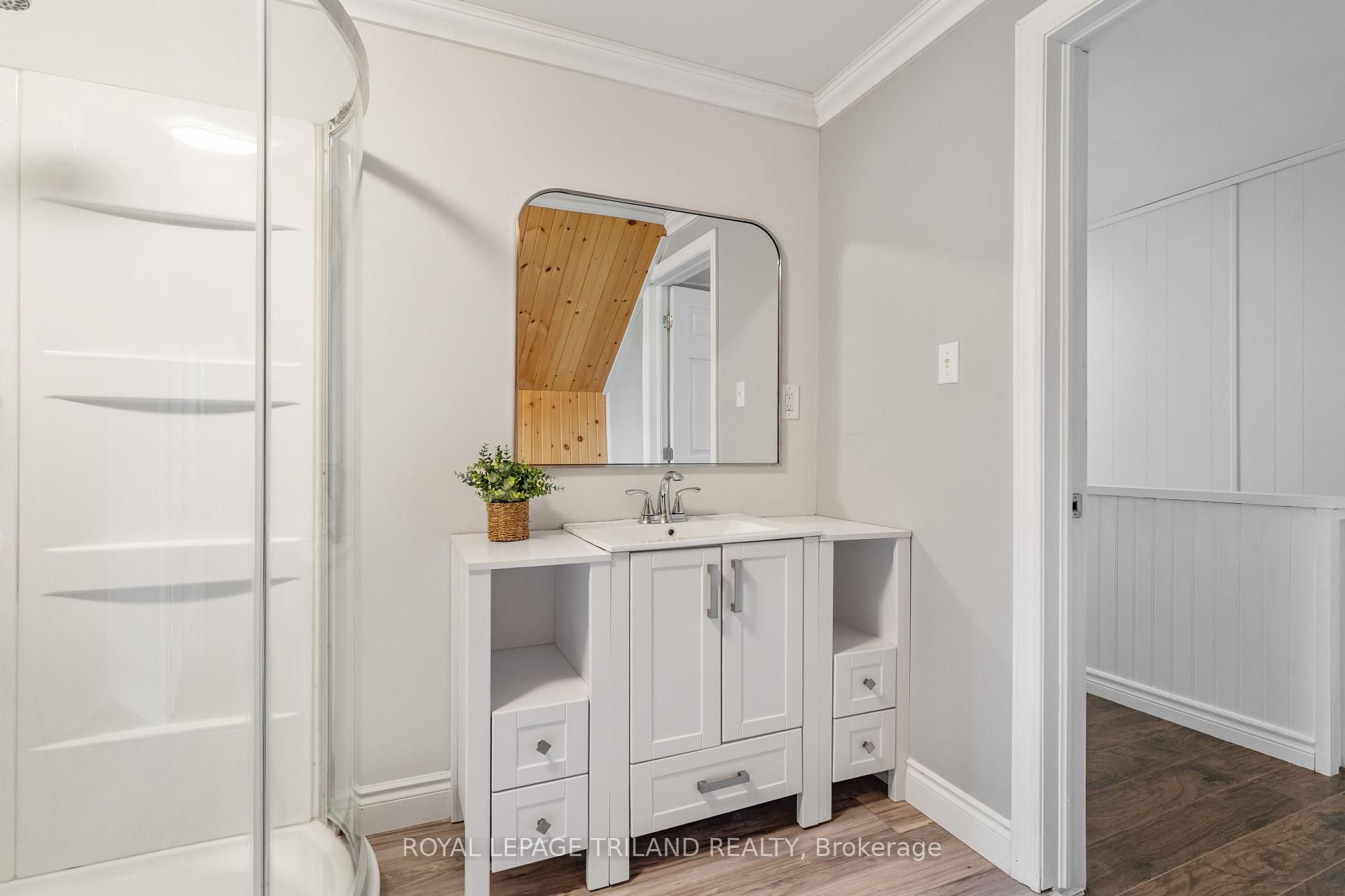 Photo 38 of 191 Catherine Street, North Middlesex, Parkhill — HOMEH