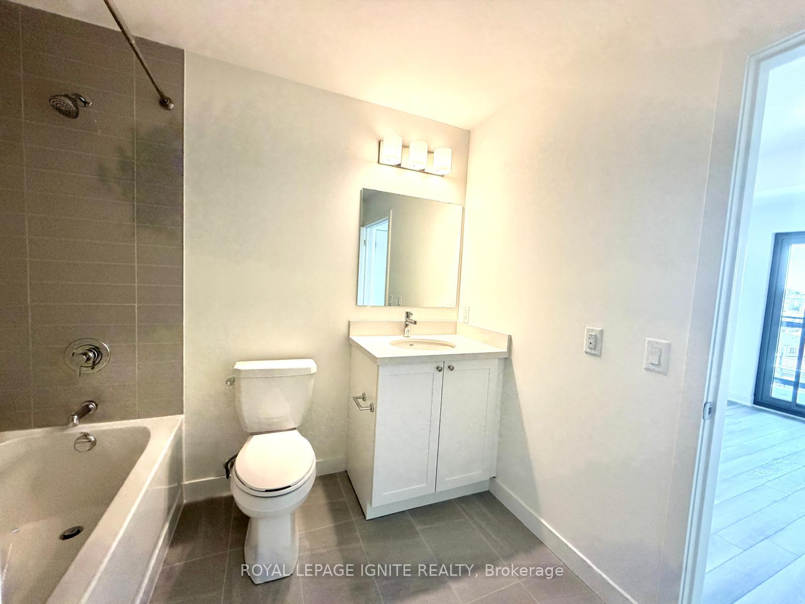 Photo 12 of Unit 618, 51 Clarington Boulevard, Clarington, Bowmanville — HOMEH