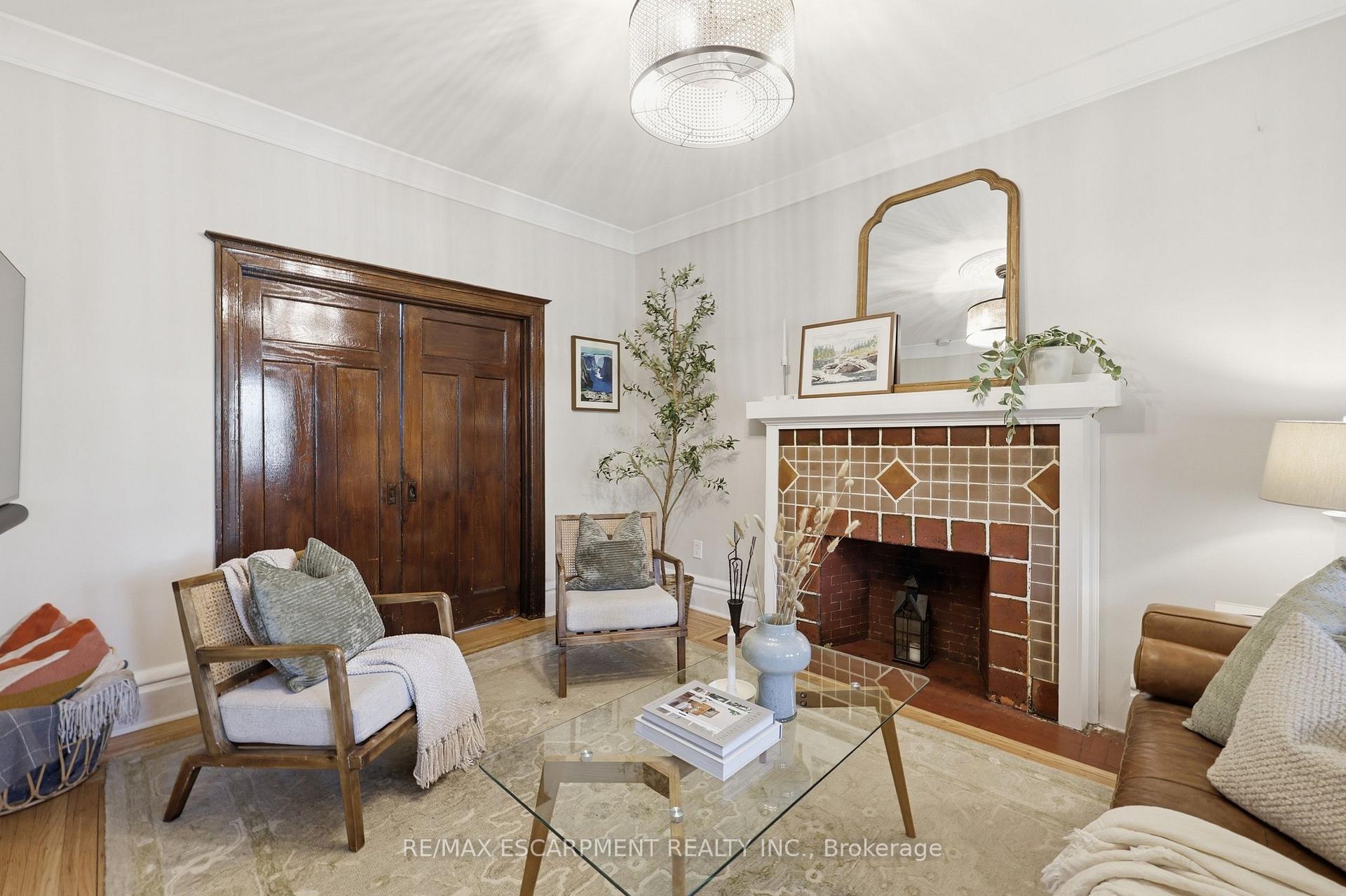 Photo 8 of 70 Gage Avenue S, Hamilton, Gibson — HOMEH