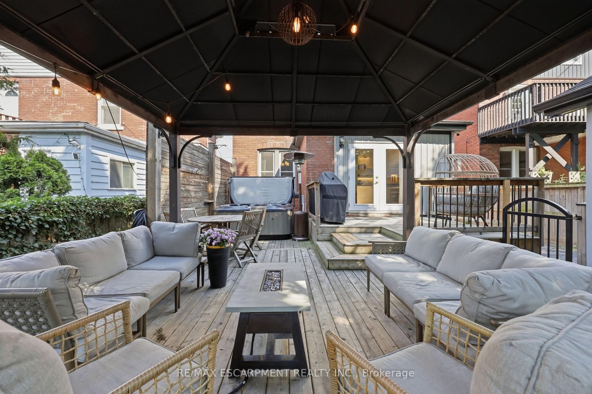 Photo 43 of 70 Gage Avenue S, Hamilton, Gibson — HOMEH