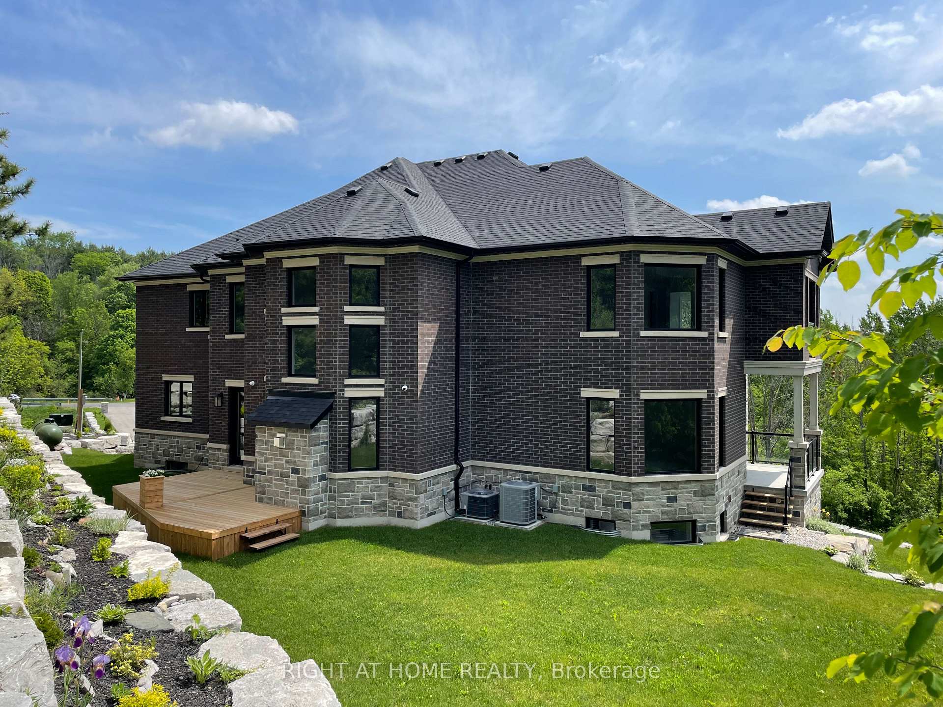Photo 40 of 16158 Mount Pleasant Road, Caledon, Palgrave — HOMEH