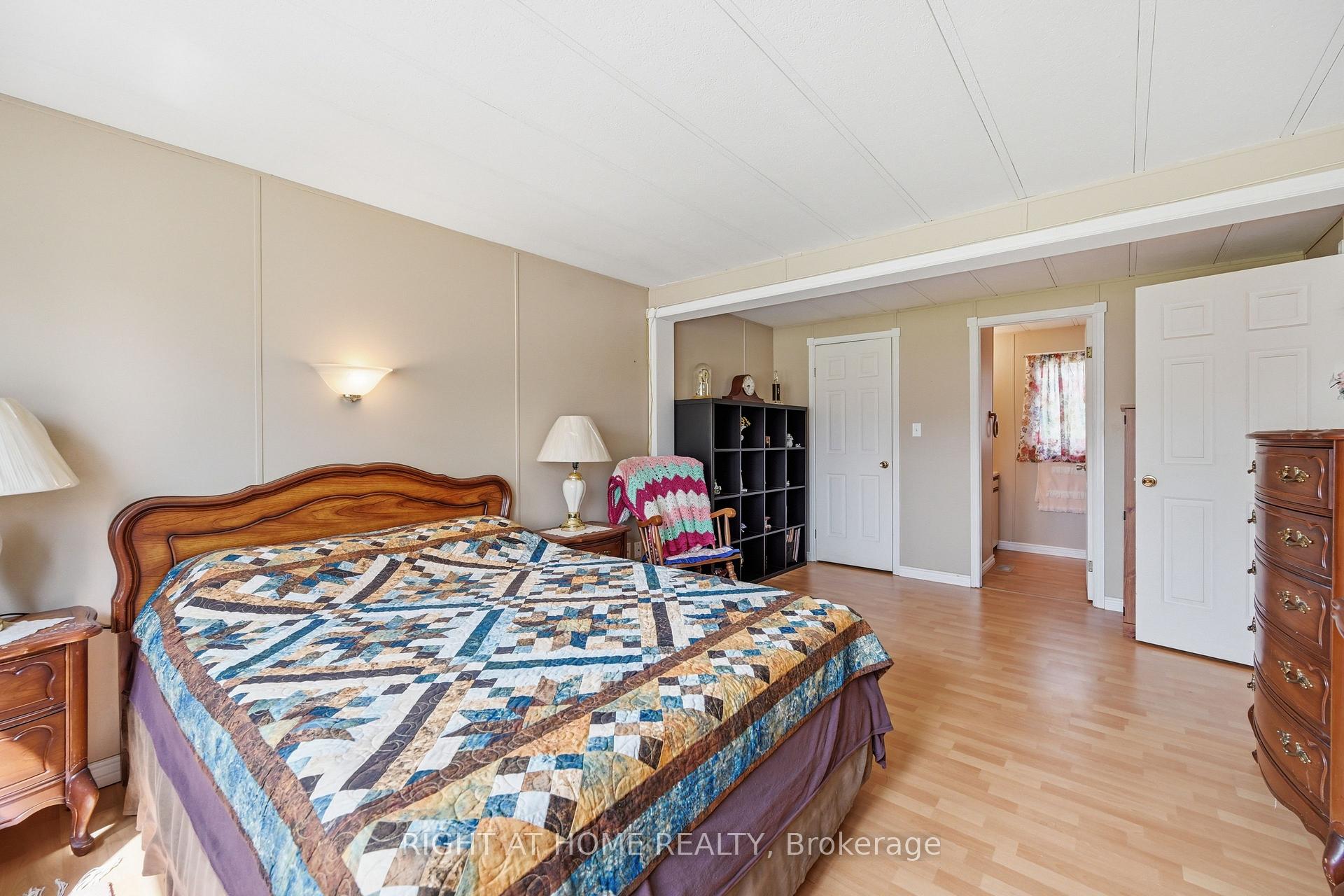 Photo 14 of Unit 131, 1294 8th Concession Road W, Hamilton, Rural Flamborough — HOMEH