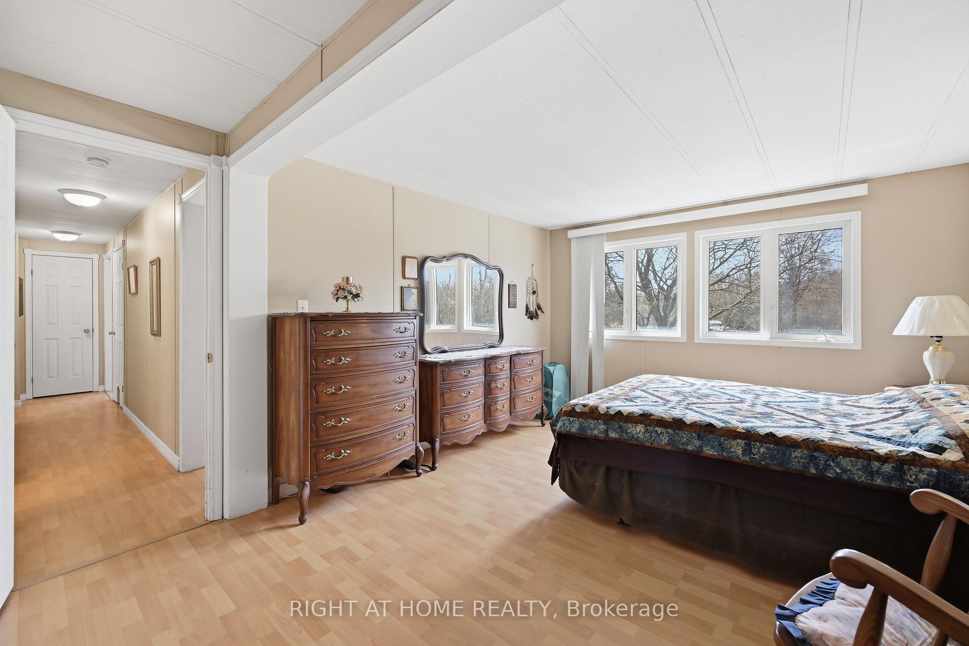 Photo 15 of Unit 131, 1294 8th Concession Road W, Hamilton, Rural Flamborough — HOMEH