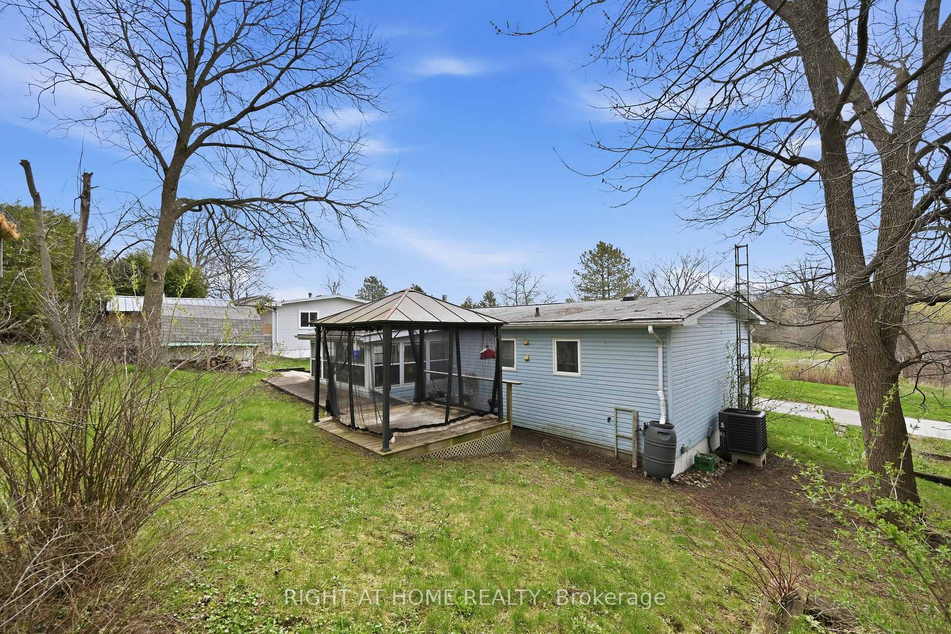 Photo 22 of Unit 131, 1294 8th Concession Road W, Hamilton, Rural Flamborough — HOMEH