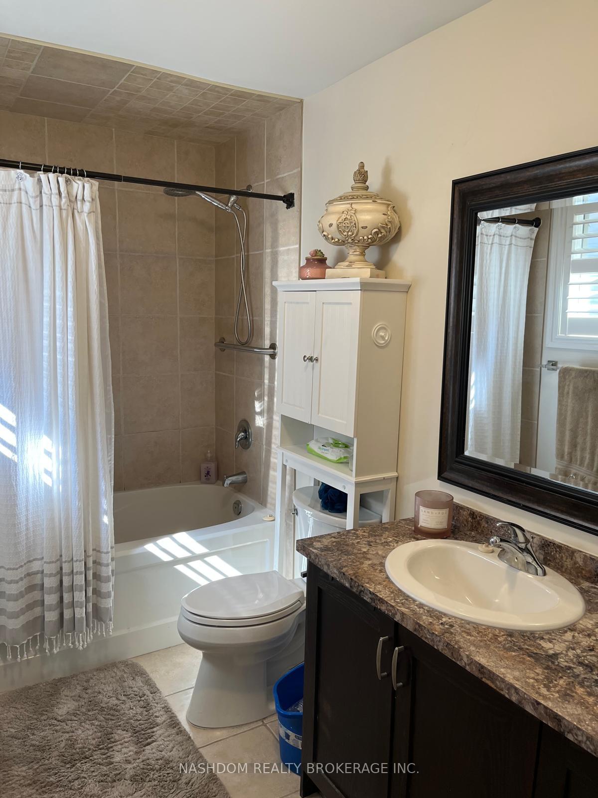 Photo 16 of 1367 Upper Paradise Road, Hamilton, Carpenter — HOMEH