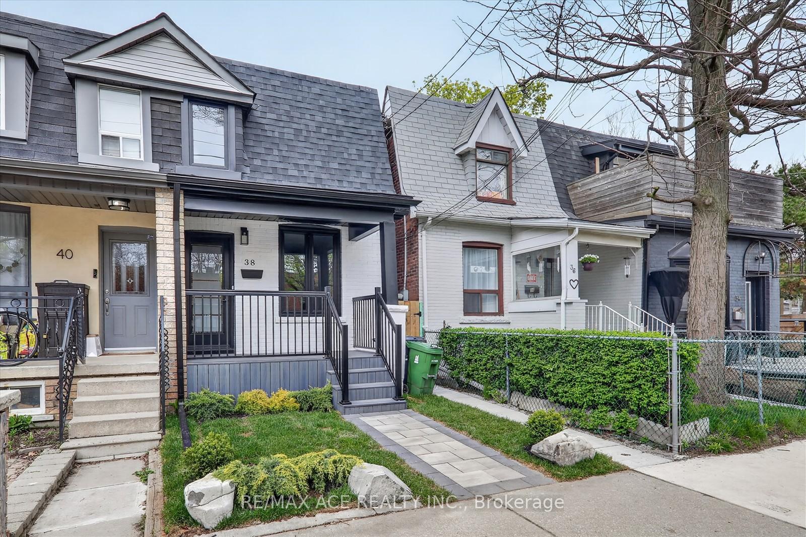 Photo 3 of 38 Pelham Avenue, Toronto, Weston-Pellam Park — HOMEH