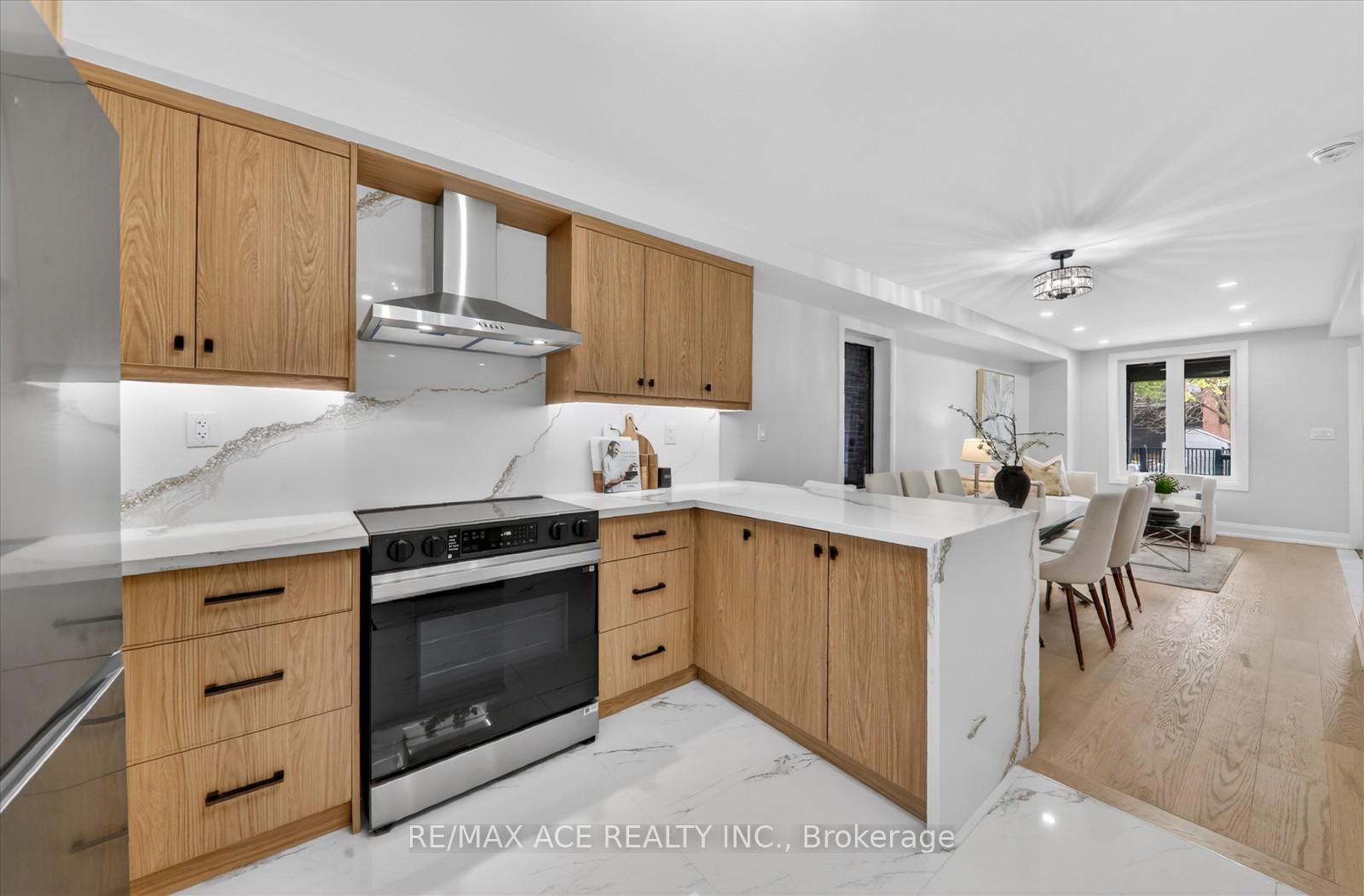 Photo 11 of 38 Pelham Avenue, Toronto, Weston-Pellam Park — HOMEH