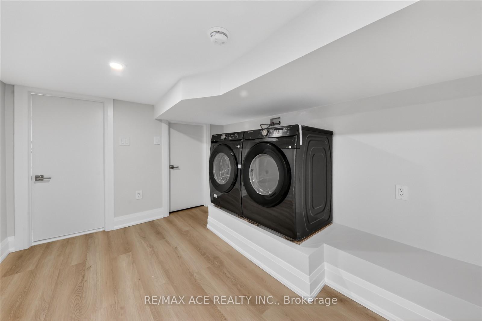 Photo 27 of 38 Pelham Avenue, Toronto, Weston-Pellam Park — HOMEH