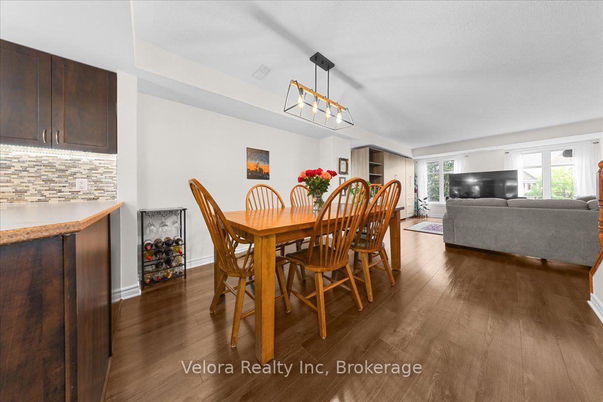 Photo 4 of 583B Chapman Mills Drive, Ottawa, Barrhaven - Strandherd — HOMEH