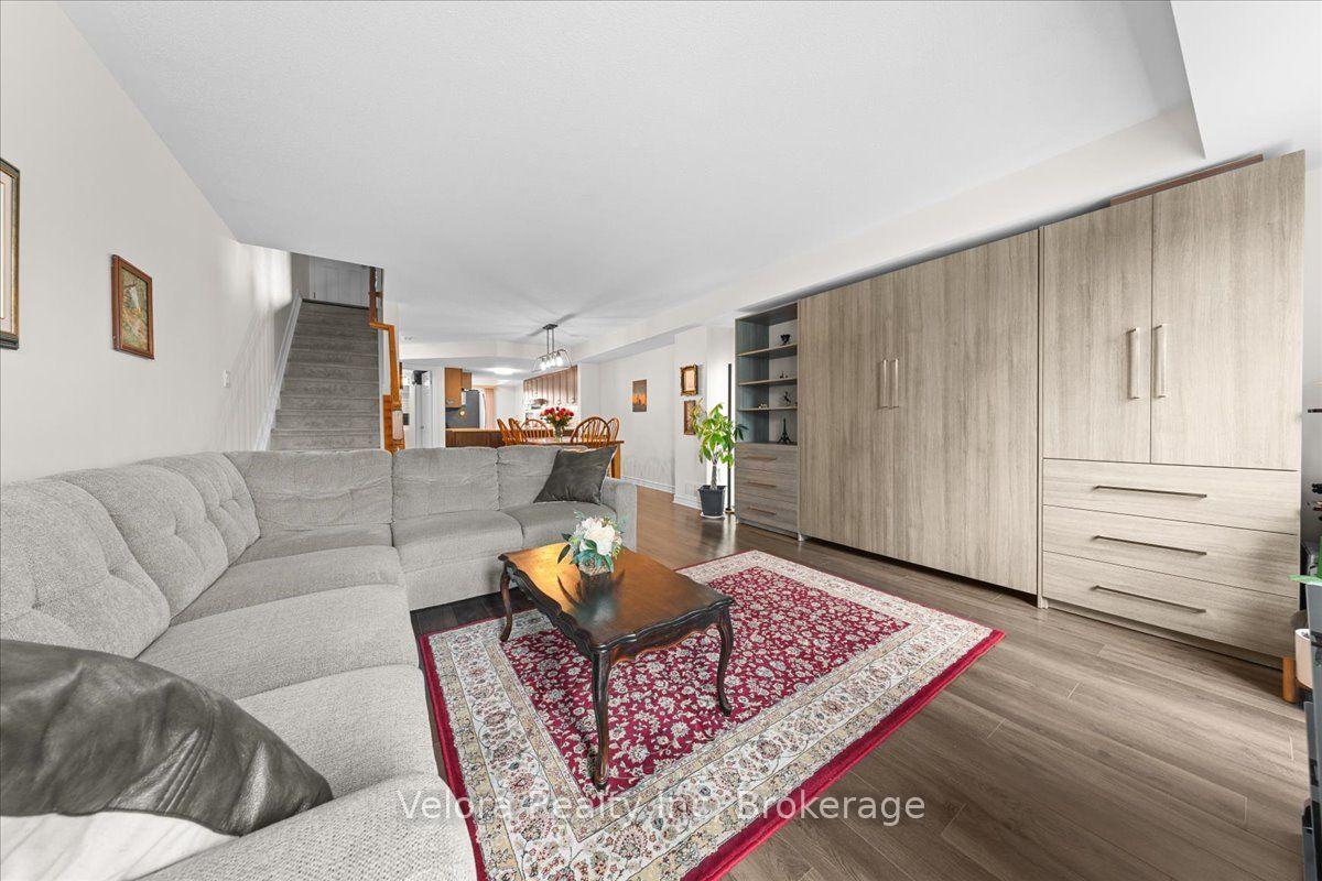 Photo 10 of 583B Chapman Mills Drive, Ottawa, Barrhaven - Strandherd — HOMEH