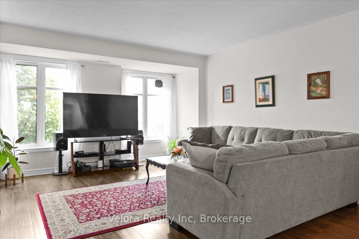 Photo 11 of 583B Chapman Mills Drive, Ottawa, Barrhaven - Strandherd — HOMEH