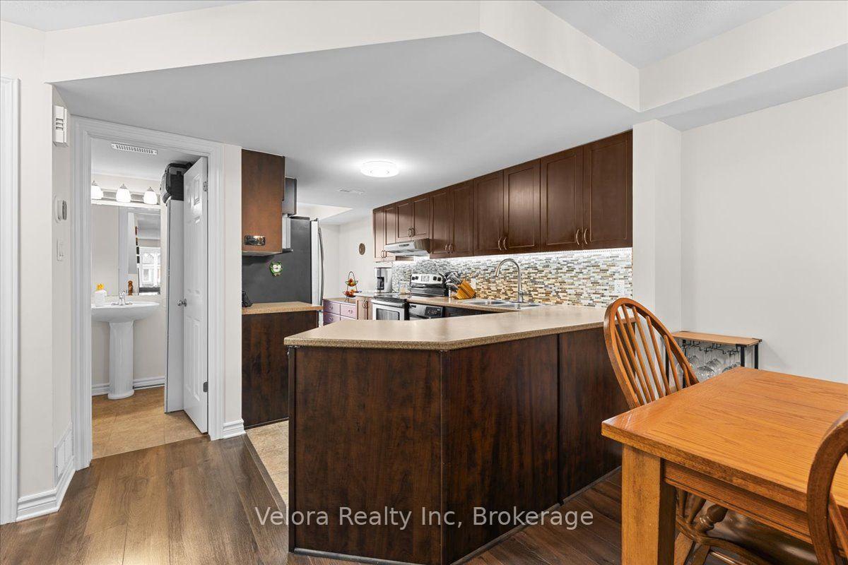 Photo 14 of 583B Chapman Mills Drive, Ottawa, Barrhaven - Strandherd — HOMEH
