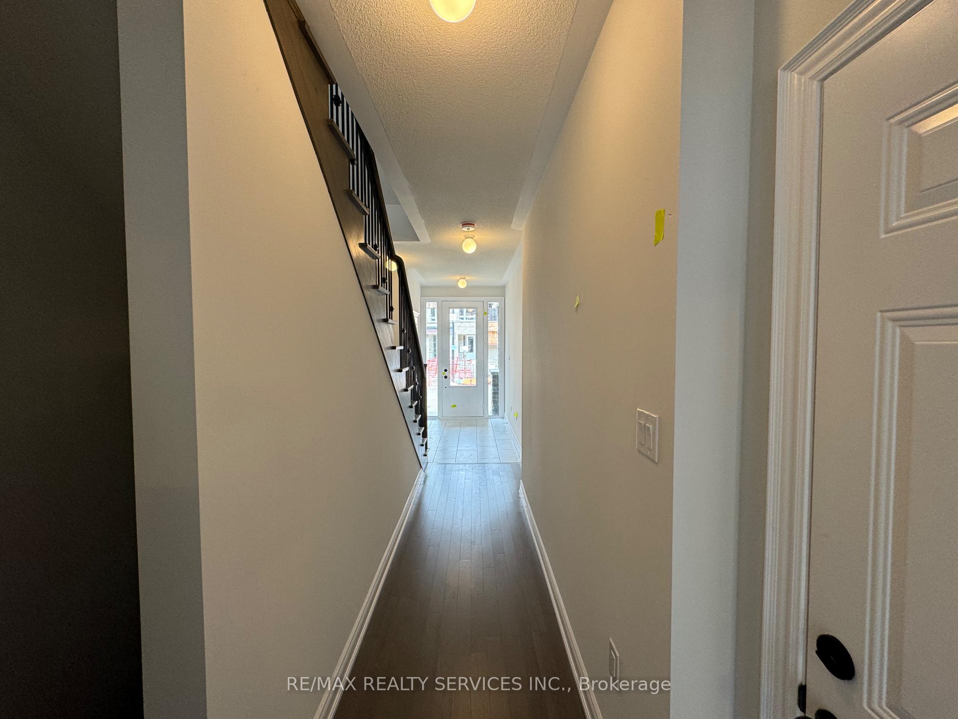 Photo 21 of 202 Tennant Circle, Vaughan, Vellore Village — HOMEH
