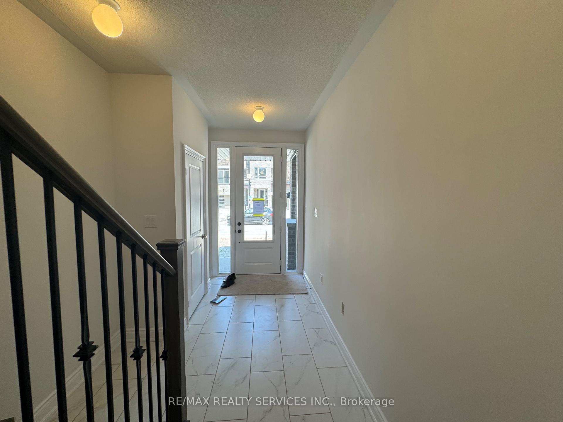 Photo 47 of 202 Tennant Circle, Vaughan, Vellore Village — HOMEH
