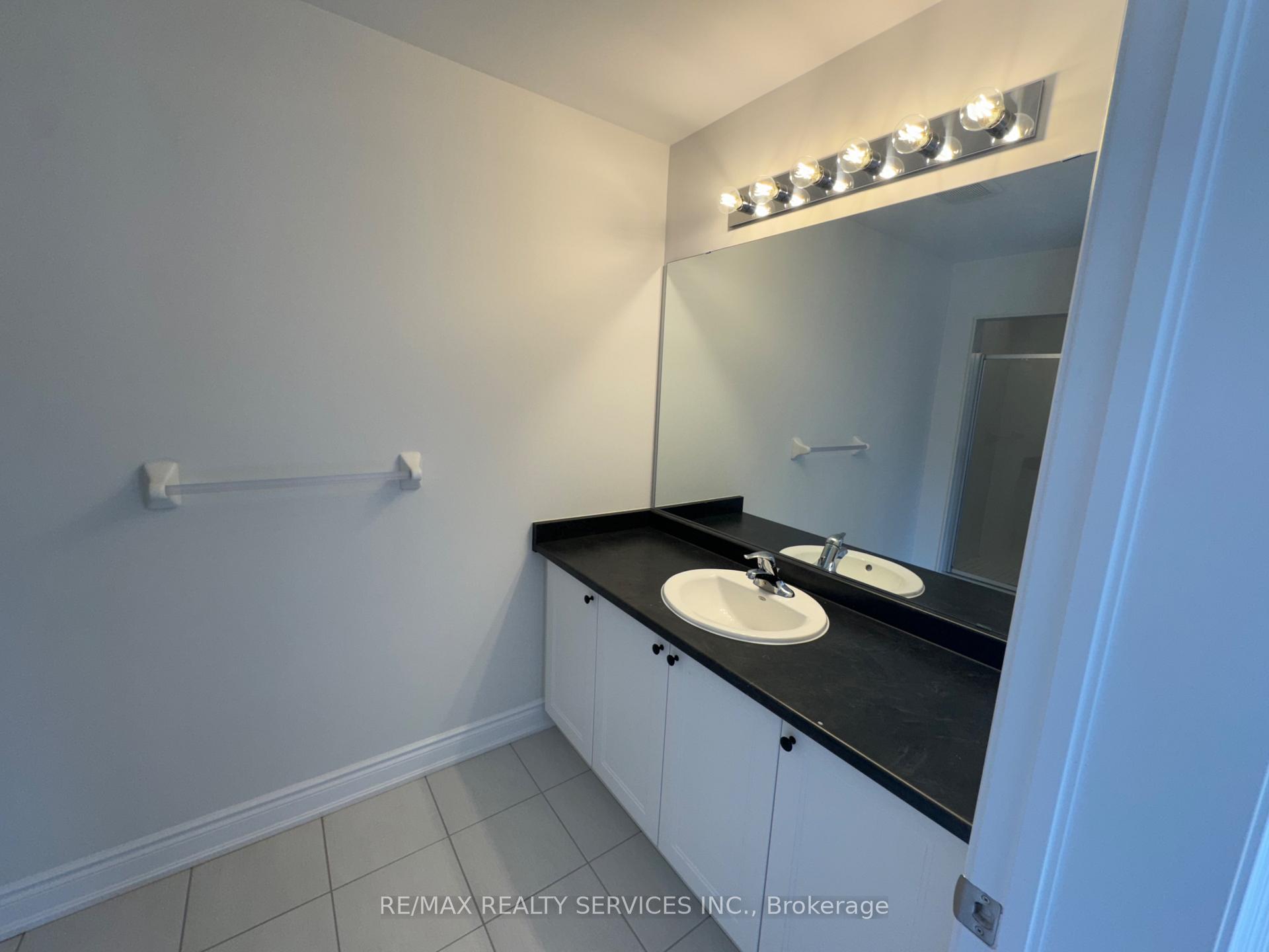 Photo 51 of 202 Tennant Circle, Vaughan, Vellore Village — HOMEH
