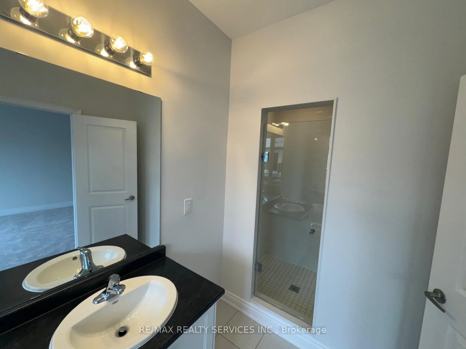 Photo 20 of 202 Tennant Circle, Vaughan, Vellore Village — HOMEH