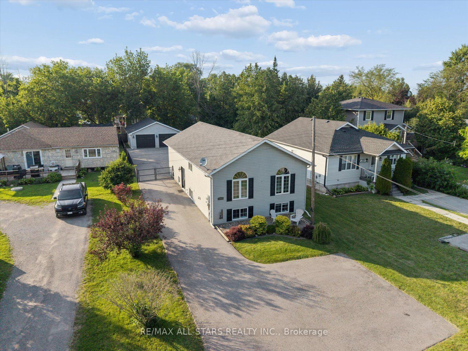 Photo 1 of 1008 Metro Road N, Georgina, Historic Lakeshore Communities — HOMEH