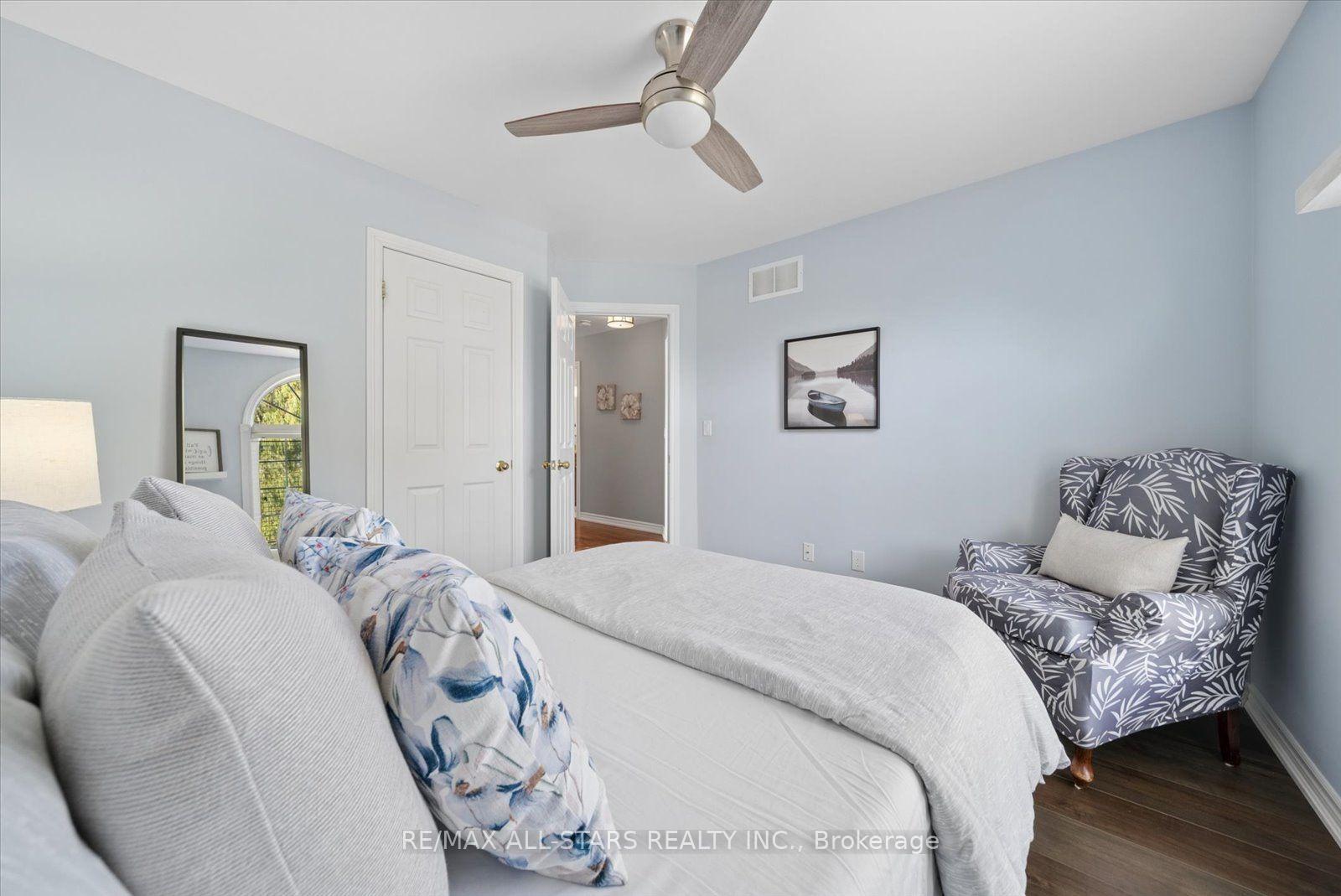 Photo 19 of 1008 Metro Road N, Georgina, Historic Lakeshore Communities — HOMEH