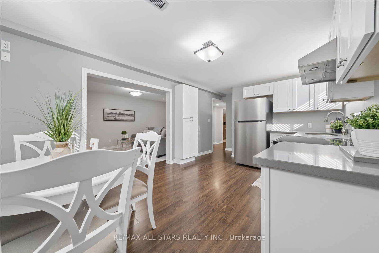Photo 30 of 1008 Metro Road N, Georgina, Historic Lakeshore Communities — HOMEH