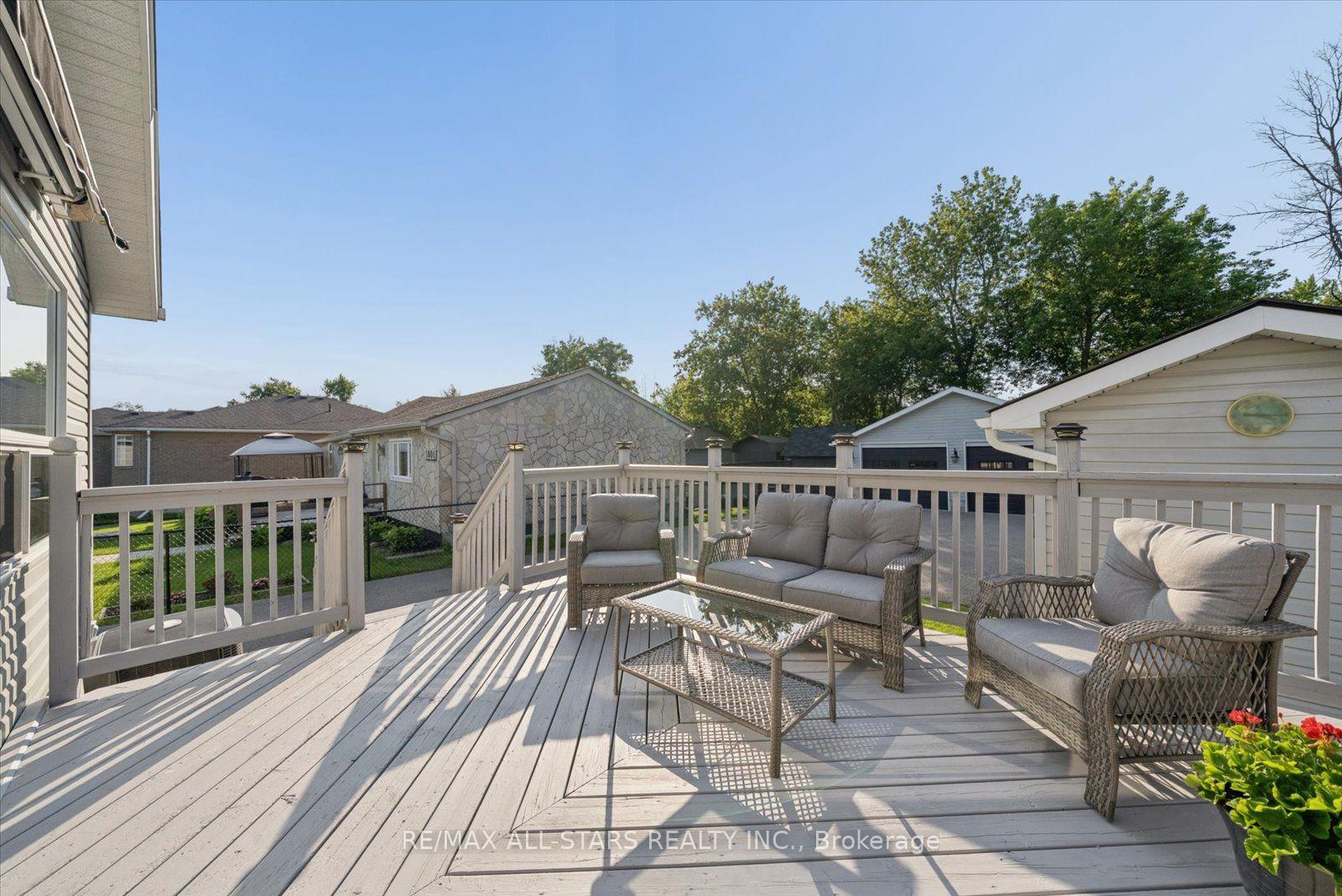 Photo 39 of 1008 Metro Road N, Georgina, Historic Lakeshore Communities — HOMEH