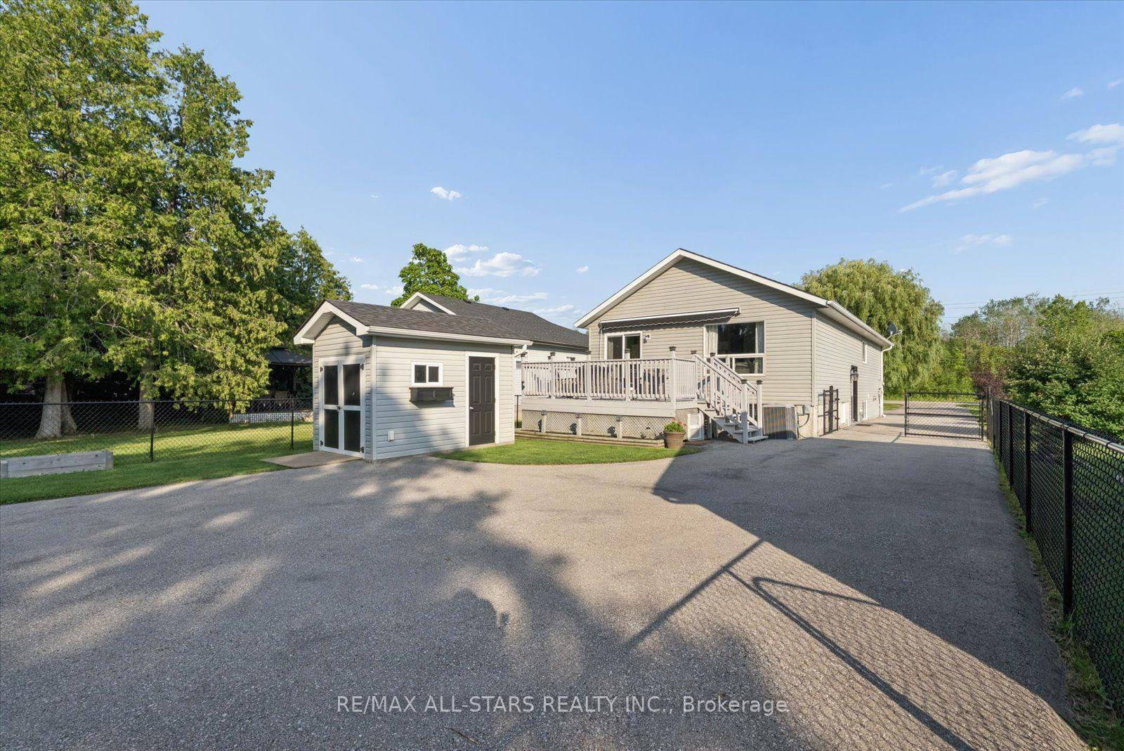 Photo 41 of 1008 Metro Road N, Georgina, Historic Lakeshore Communities — HOMEH