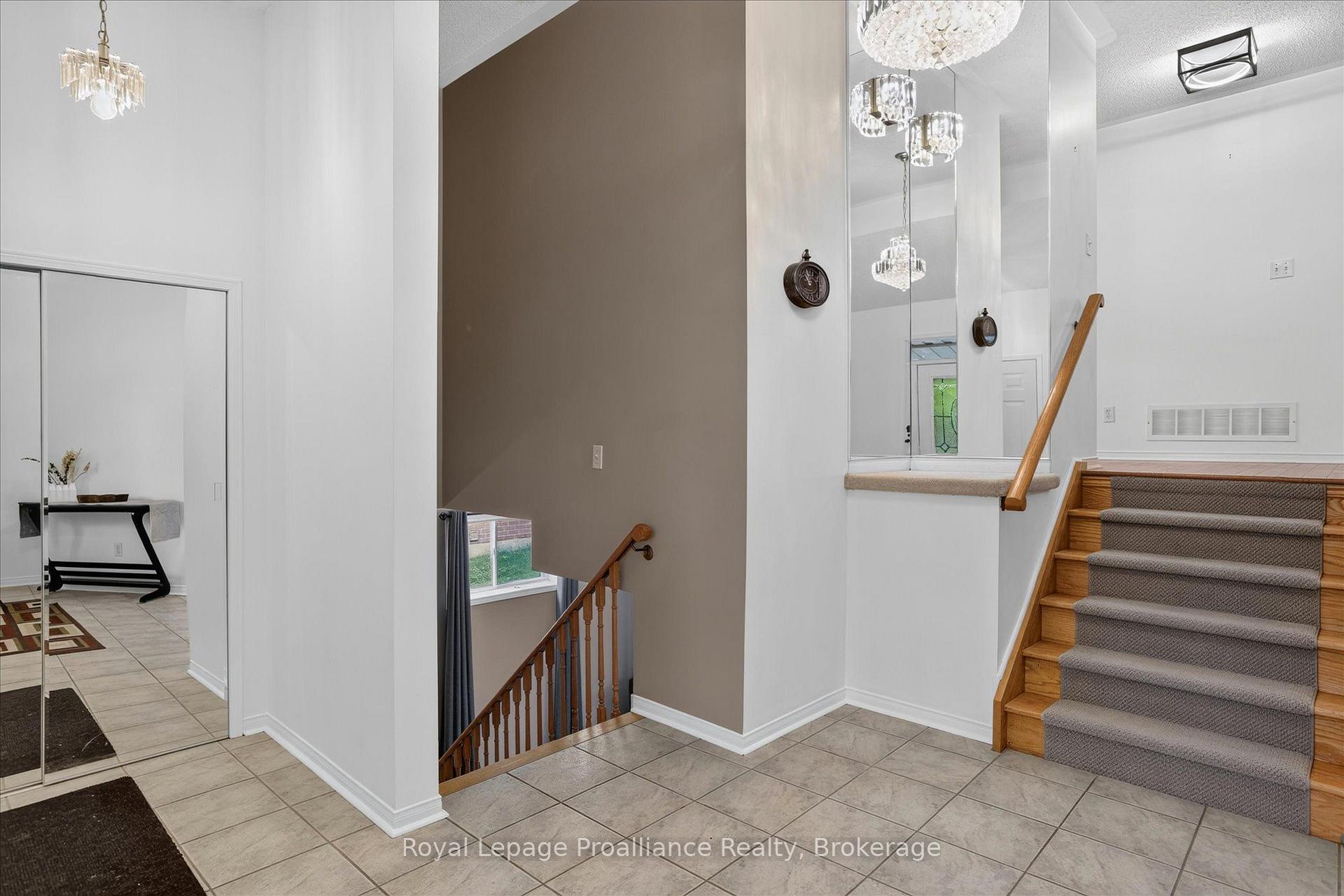 Photo 8 of 1423 Glenforest Crescent, Peterborough, Monaghan Ward 2 — HOMEH