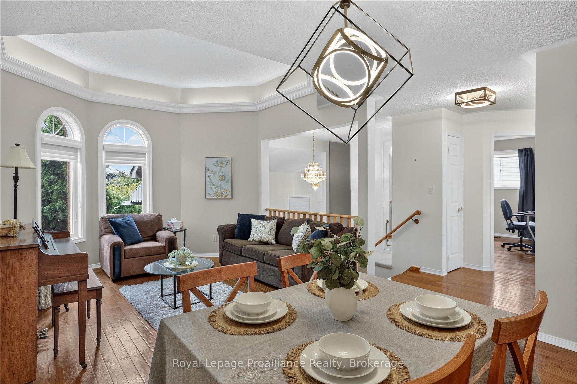 Photo 14 of 1423 Glenforest Crescent, Peterborough, Monaghan Ward 2 — HOMEH