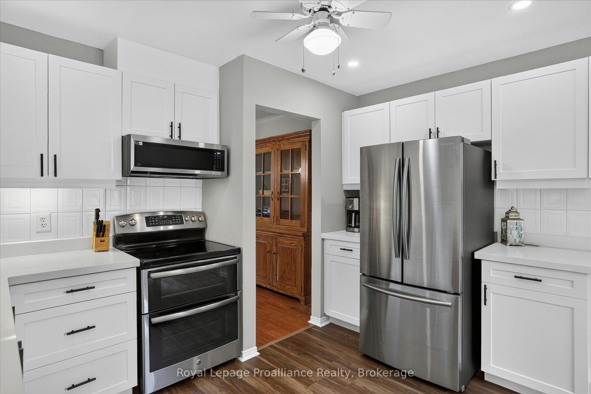 Photo 17 of 1423 Glenforest Crescent, Peterborough, Monaghan Ward 2 — HOMEH