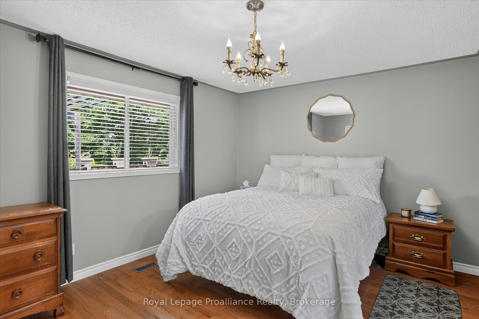 Photo 24 of 1423 Glenforest Crescent, Peterborough, Monaghan Ward 2 — HOMEH