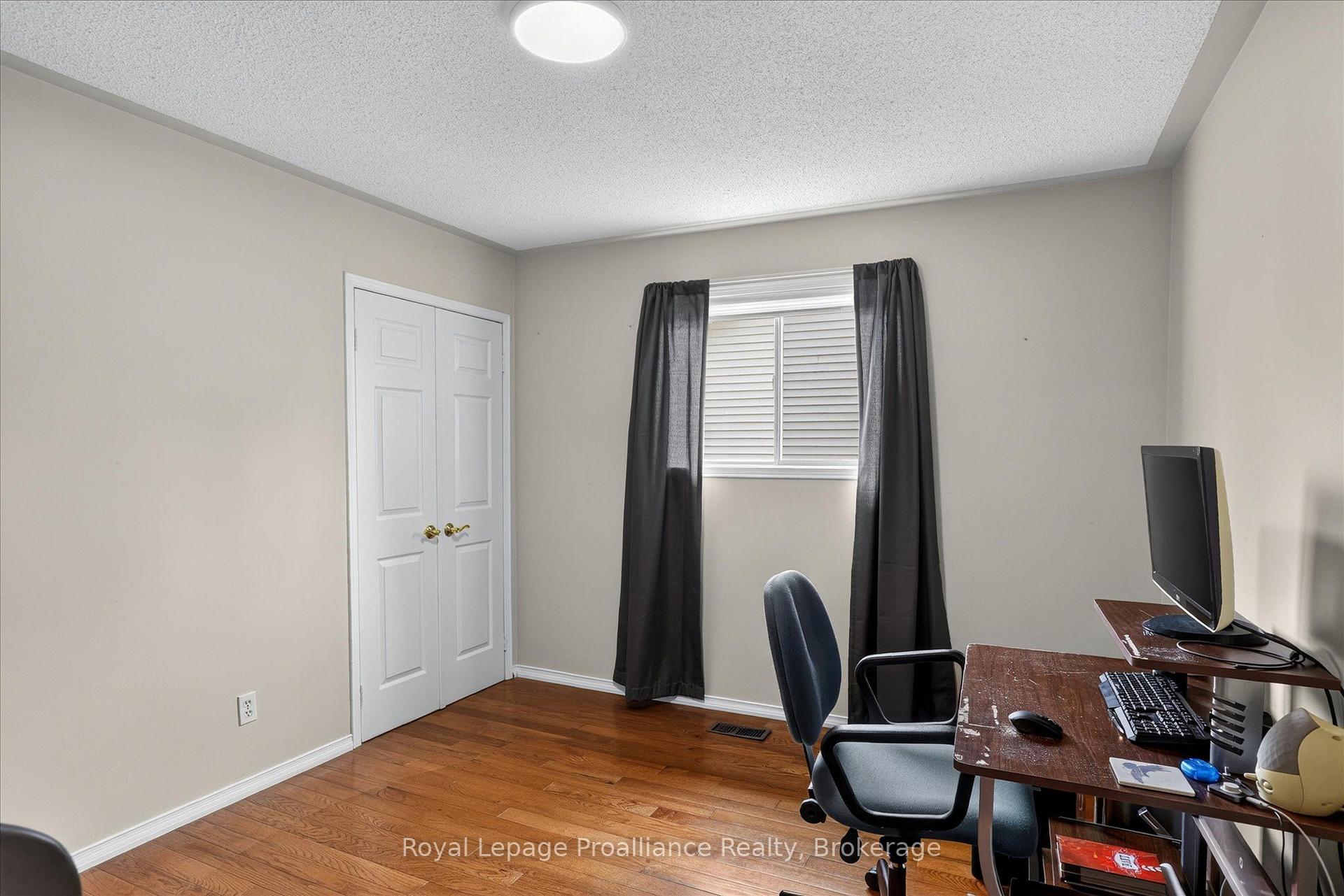 Photo 29 of 1423 Glenforest Crescent, Peterborough, Monaghan Ward 2 — HOMEH