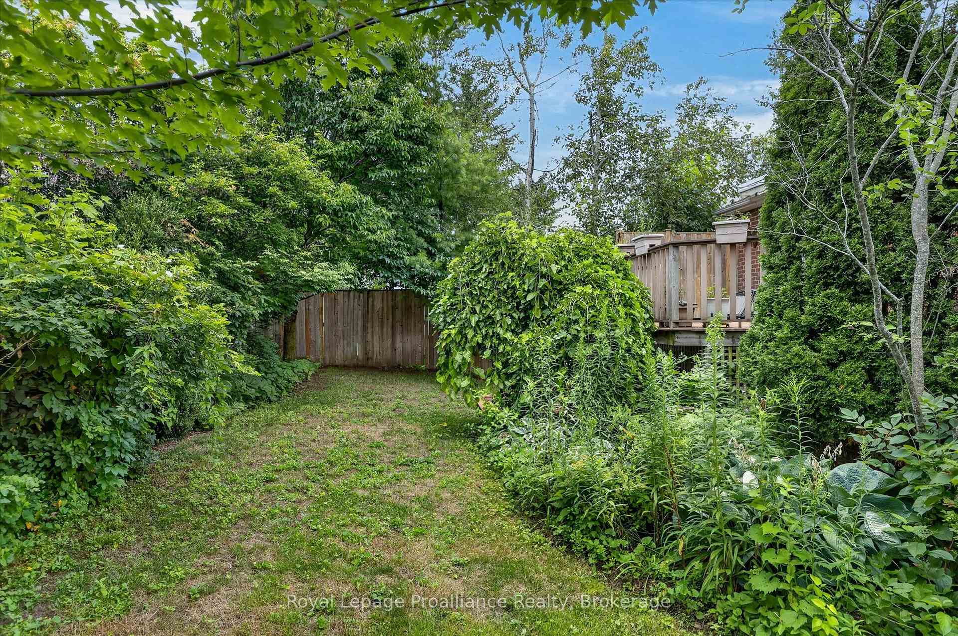 Photo 50 of 1423 Glenforest Crescent, Peterborough, Monaghan Ward 2 — HOMEH