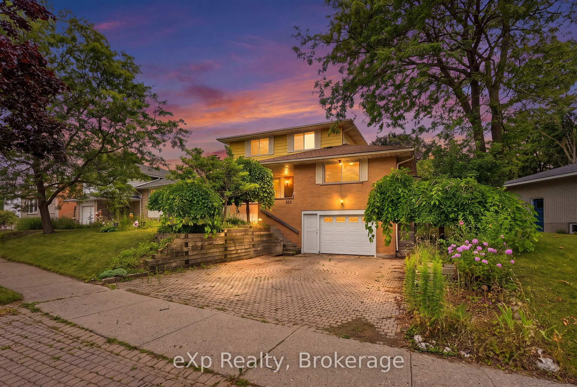 Front of 101 Crosby Drive