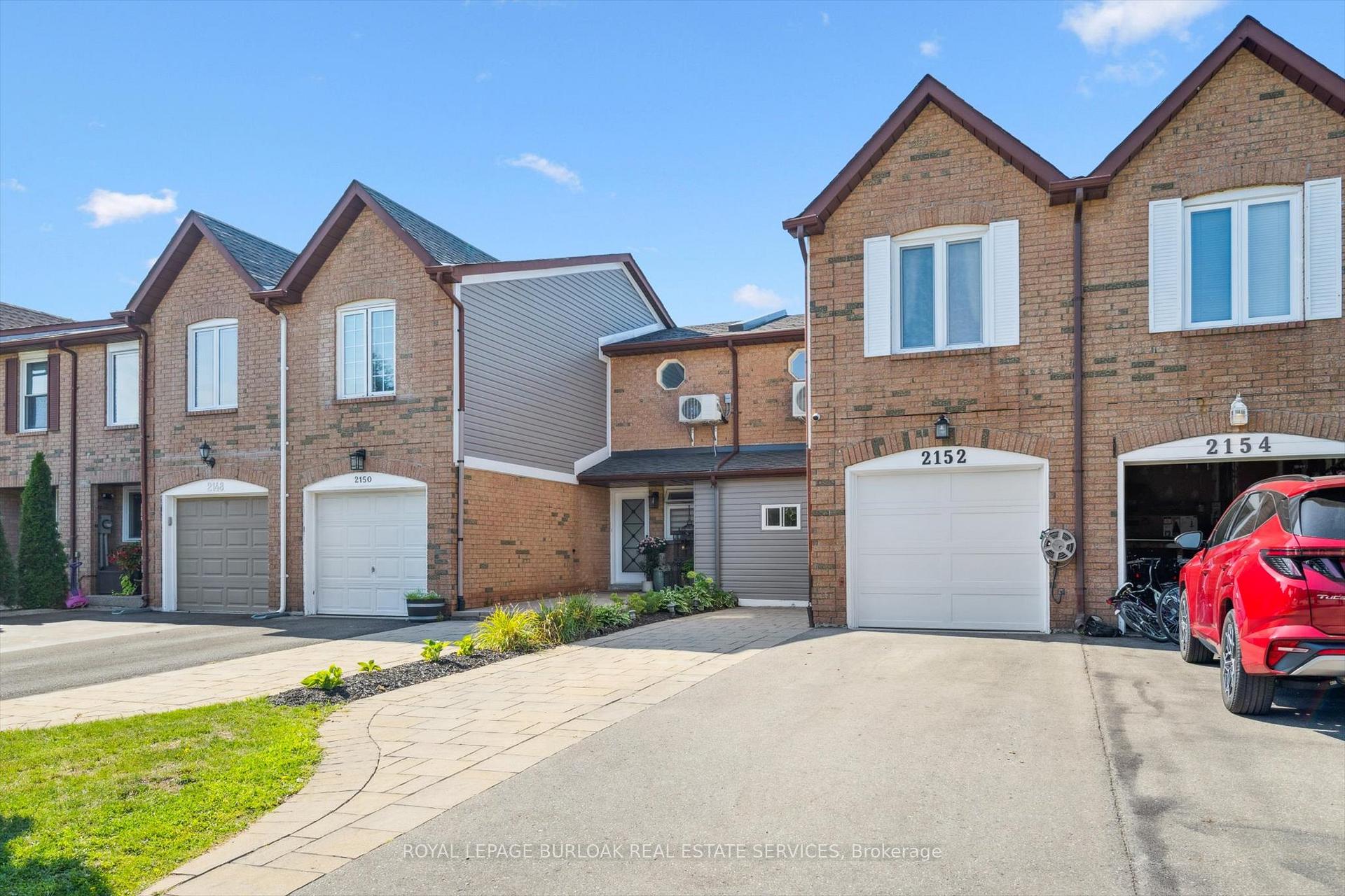 Photo of 2152 Pelee Boulevard