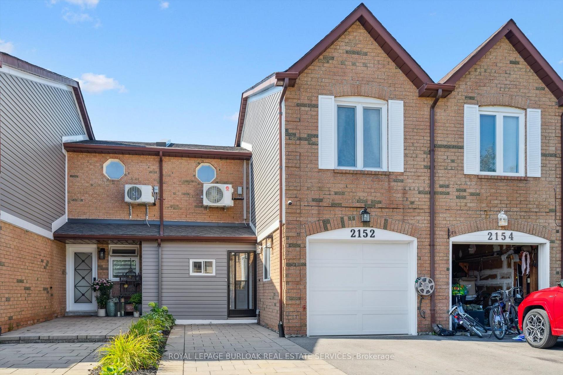 Photo 3 of 2152 Pelee Boulevard, Oakville, River Oaks — HOMEH
