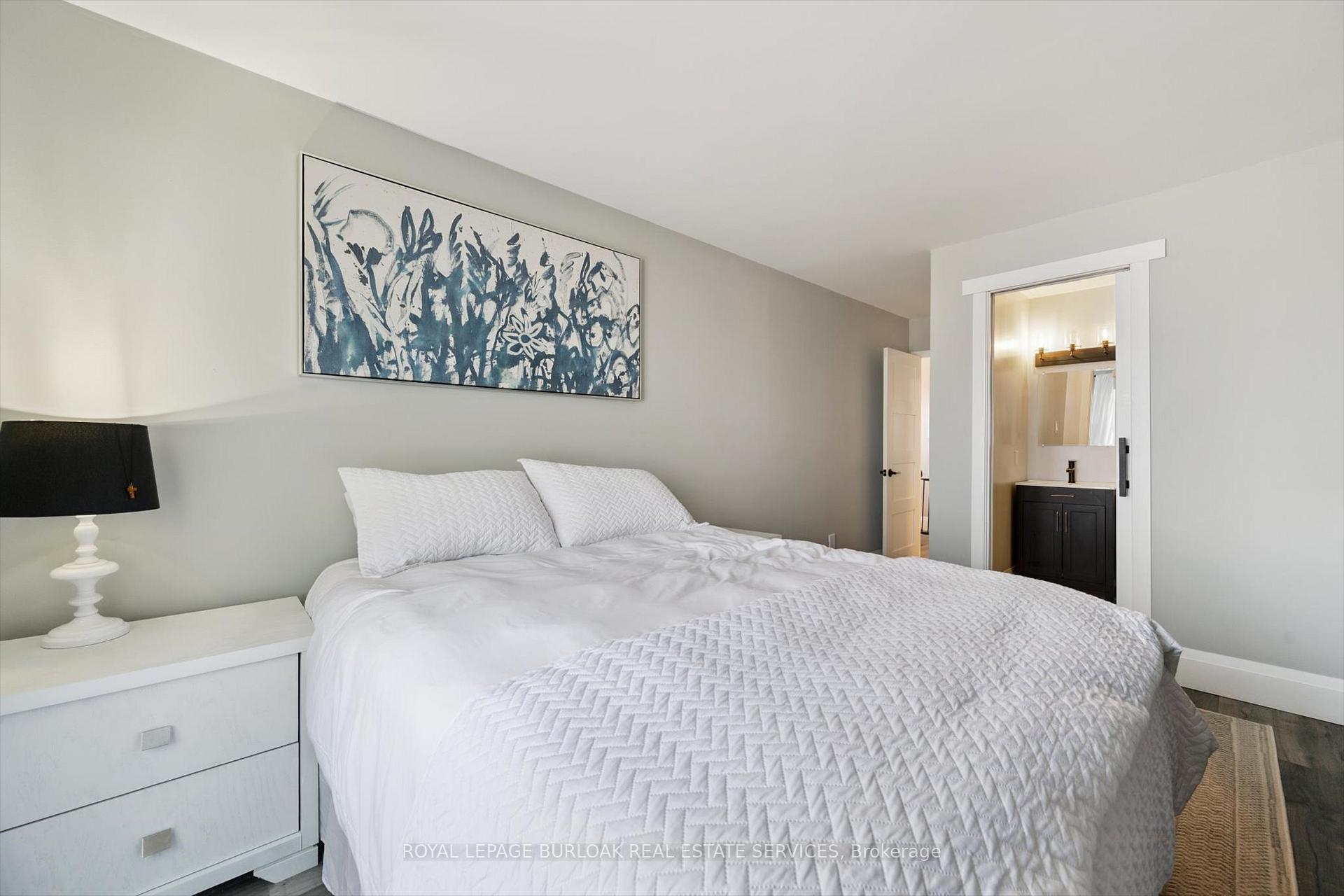Photo 21 of 2152 Pelee Boulevard, Oakville, River Oaks — HOMEH