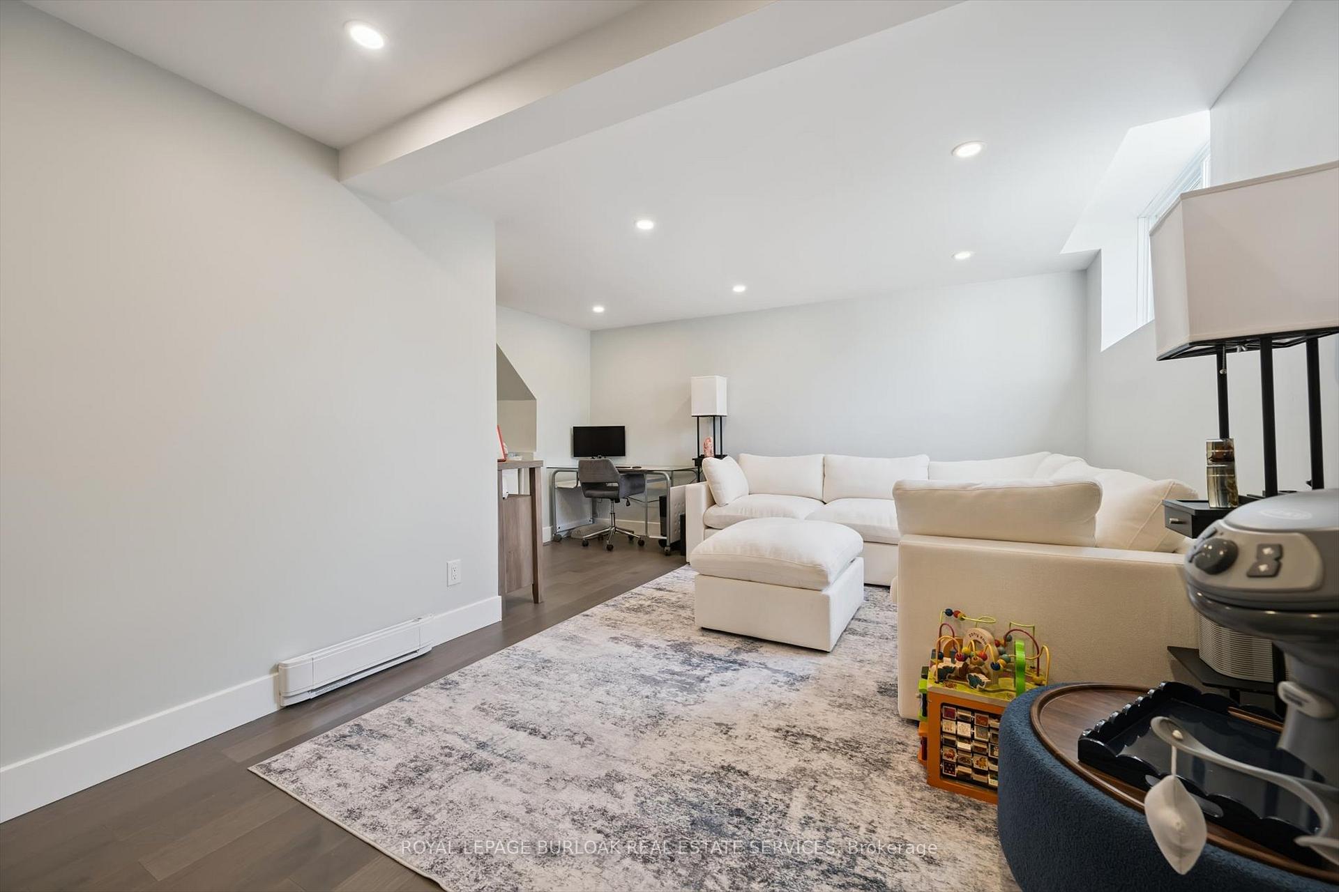 Photo 31 of 2152 Pelee Boulevard, Oakville, River Oaks — HOMEH