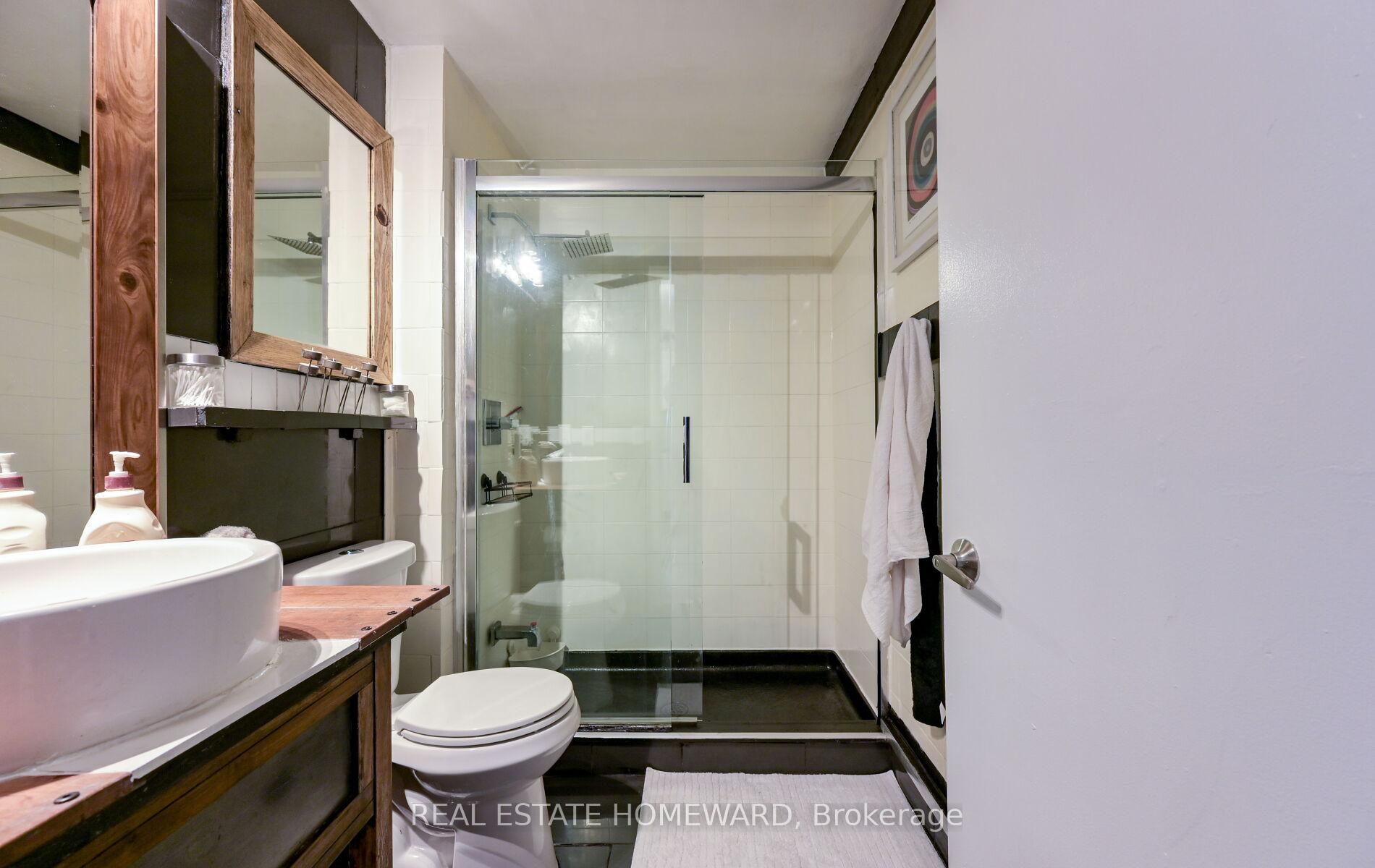 Photo 24 of Unit 926, 25 Cole Street, Toronto, Regent Park — HOMEH