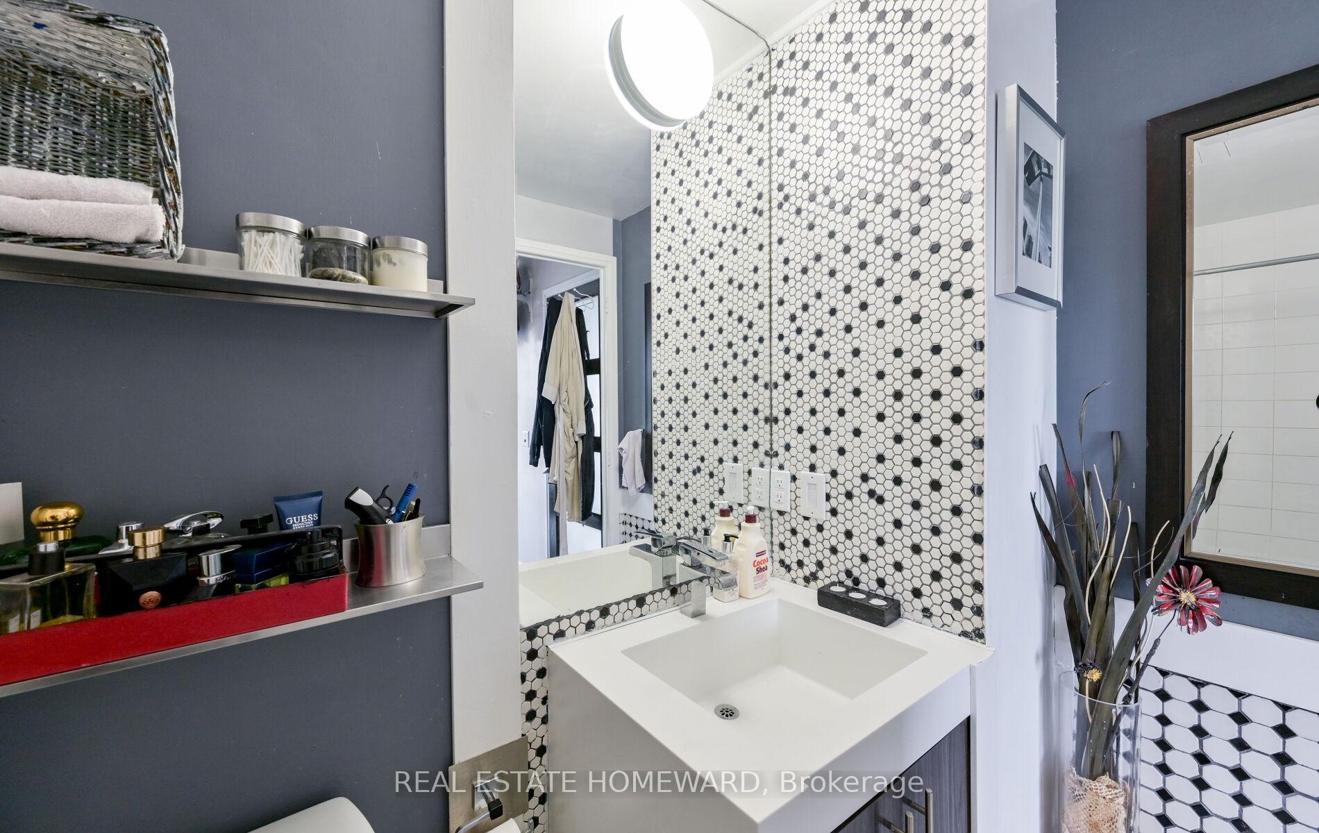 Photo 30 of Unit 926, 25 Cole Street, Toronto, Regent Park — HOMEH