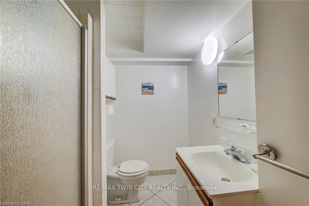 Photo 21 of Unit 15, 285 Sandowne Drive, Waterloo, Huron Park — HOMEH