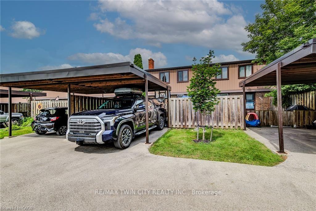 Photo 26 of Unit 15, 285 Sandowne Drive, Waterloo, Huron Park — HOMEH
