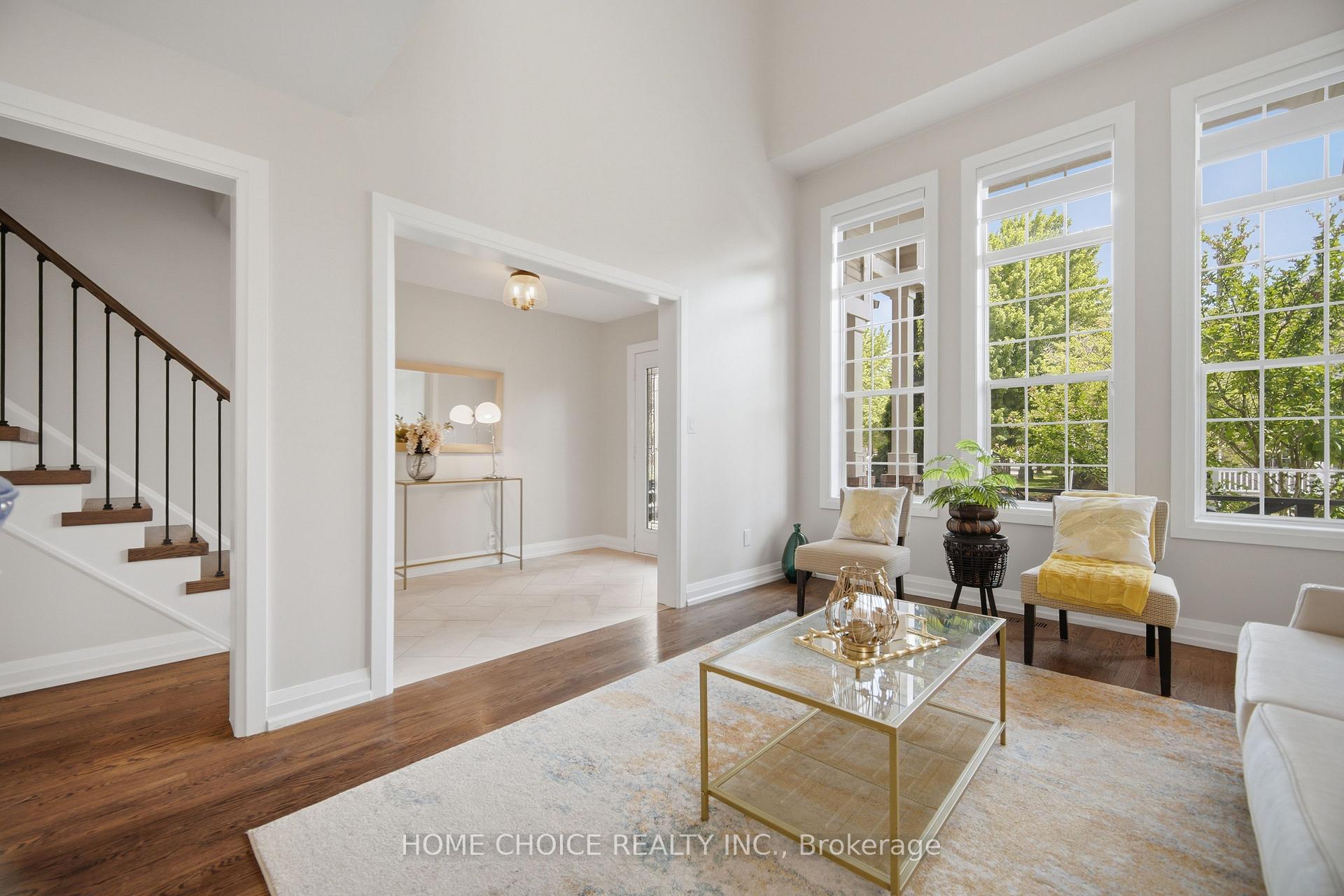 Photo 4 of 670 Dolby Crescent, Milton, Beaty — HOMEH