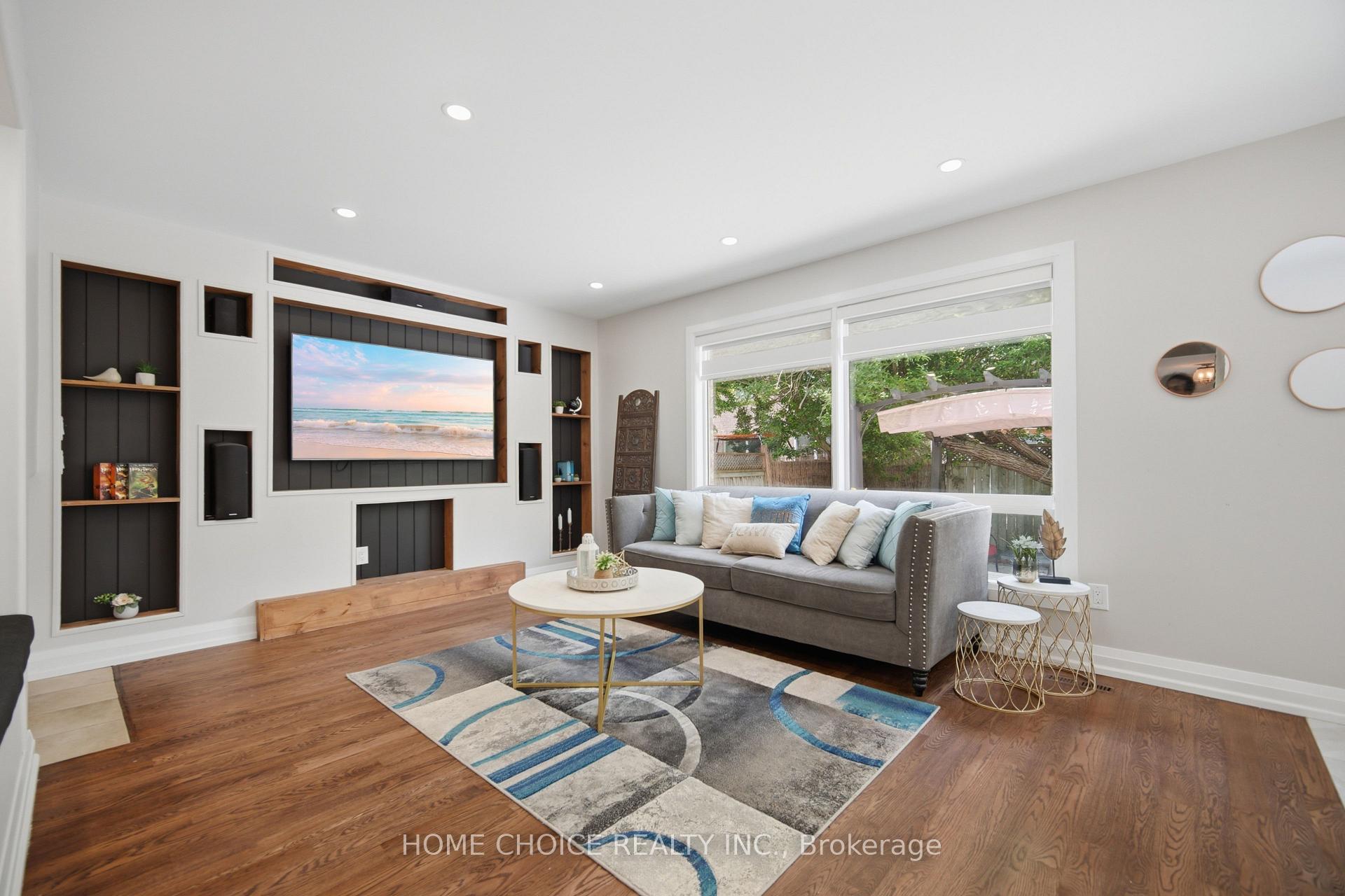 Photo 9 of 670 Dolby Crescent, Milton, Beaty — HOMEH