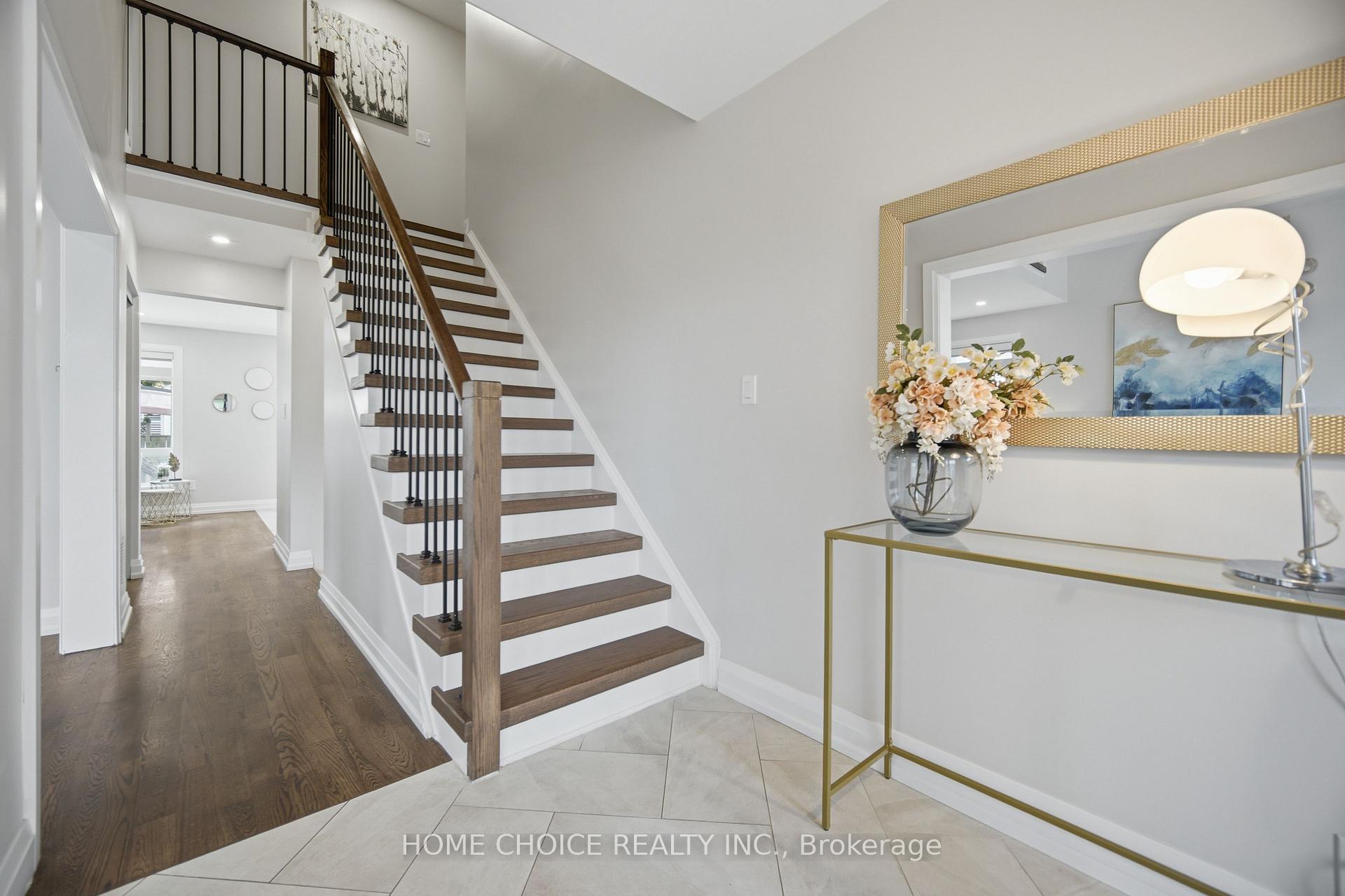 Photo 18 of 670 Dolby Crescent, Milton, Beaty — HOMEH