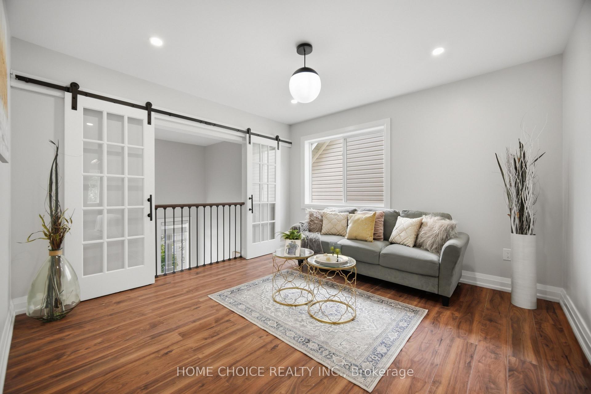 Photo 21 of 670 Dolby Crescent, Milton, Beaty — HOMEH