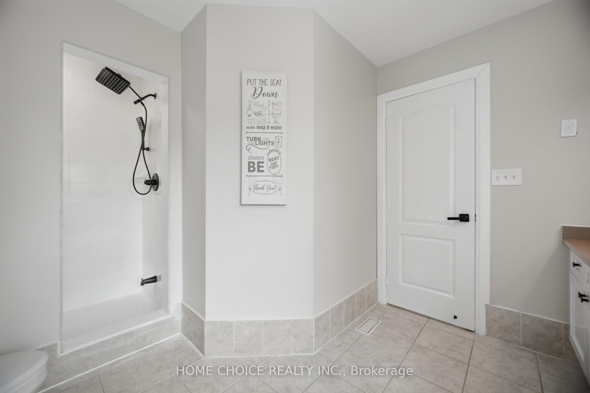 Photo 27 of 670 Dolby Crescent, Milton, Beaty — HOMEH