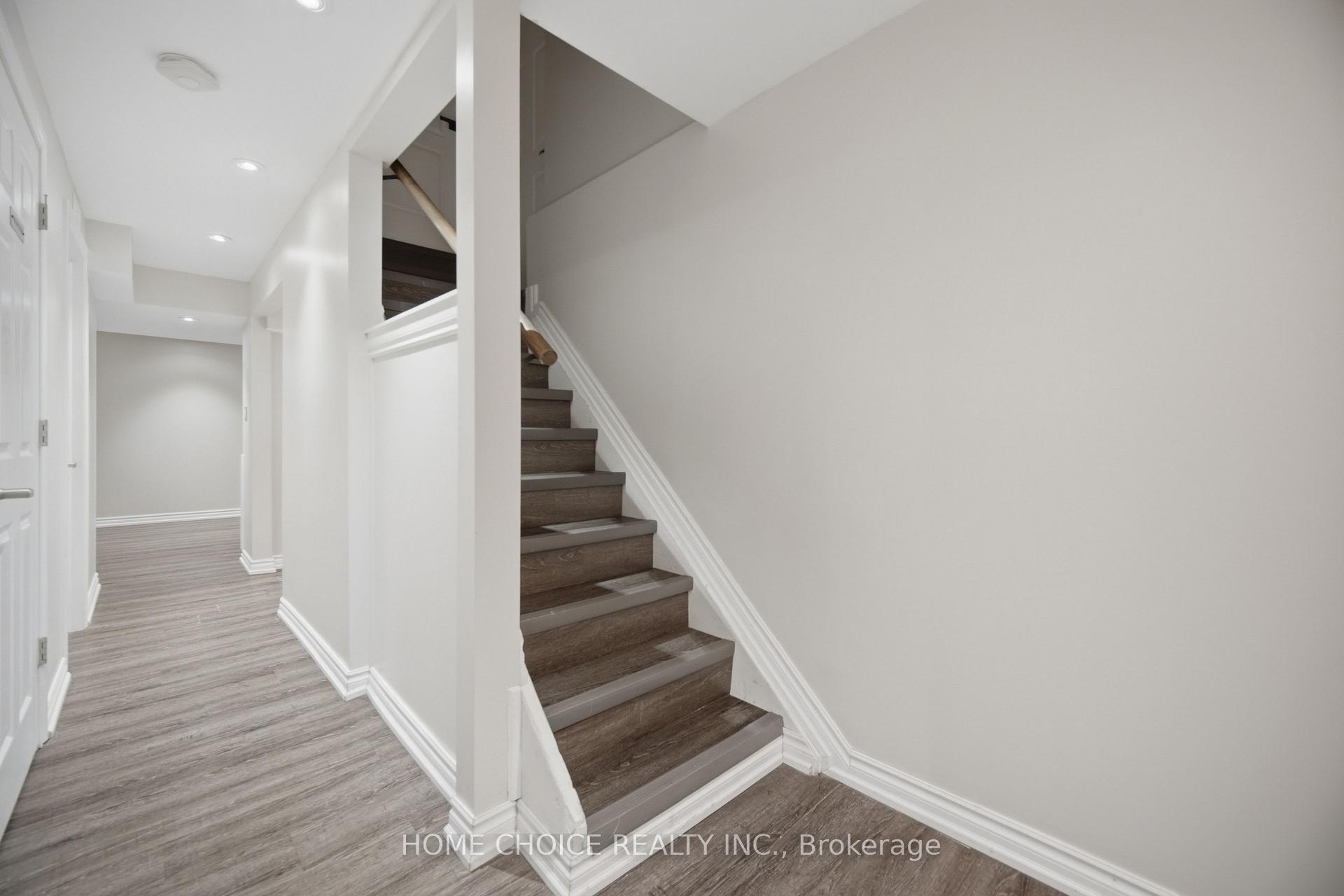 Photo 37 of 670 Dolby Crescent, Milton, Beaty — HOMEH
