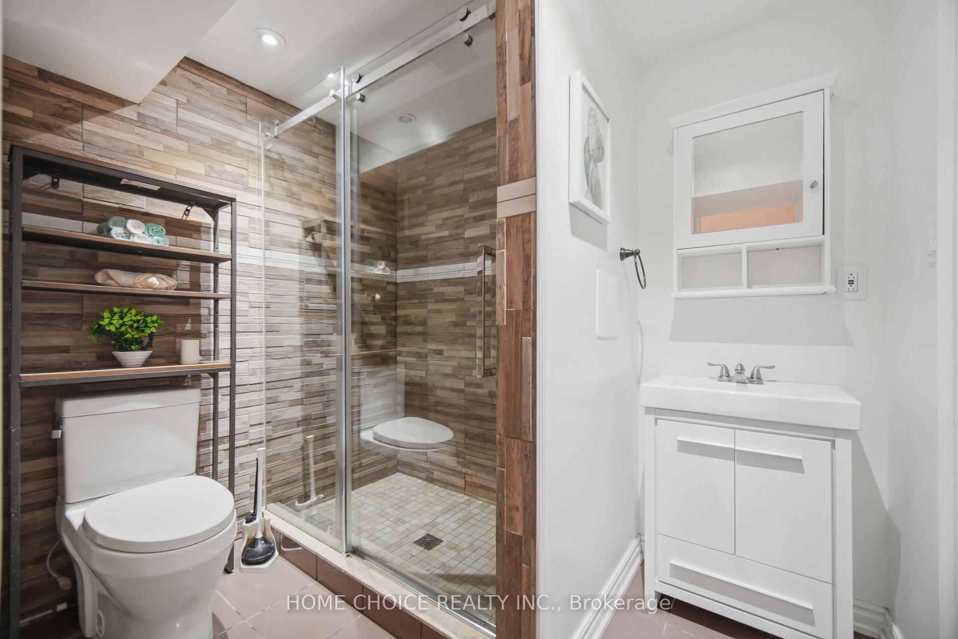Photo 45 of 670 Dolby Crescent, Milton, Beaty — HOMEH
