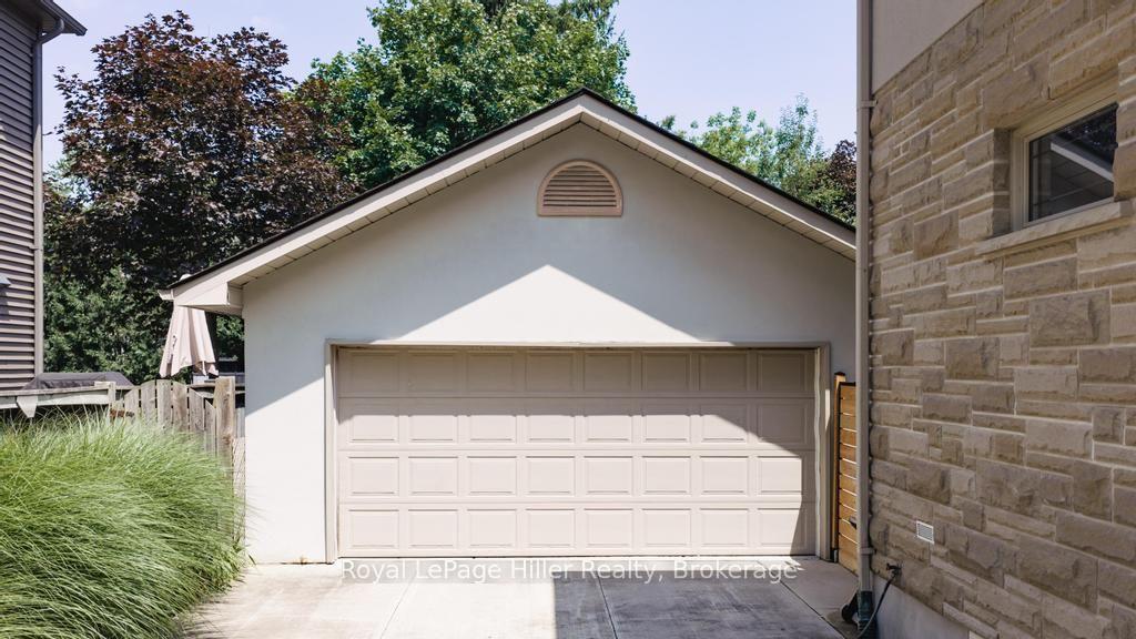 Photo 40 of 30 Centre Street, Stratford — HOMEH