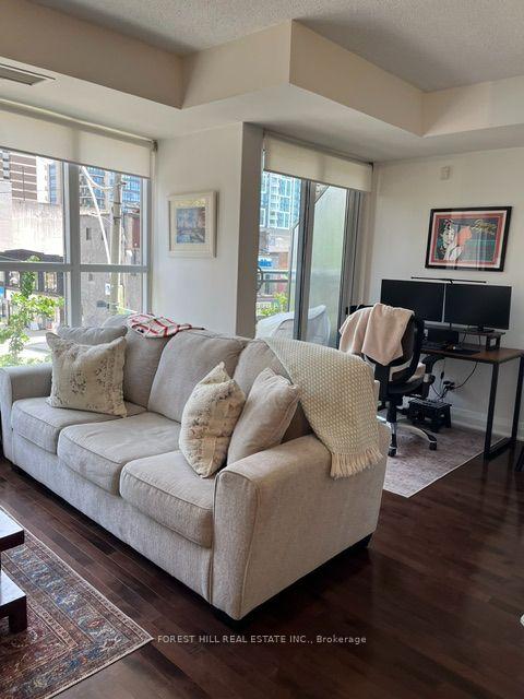 Photo 8 of Unit 203, 1430 Yonge Street, Toronto, Yonge-St. Clair — HOMEH